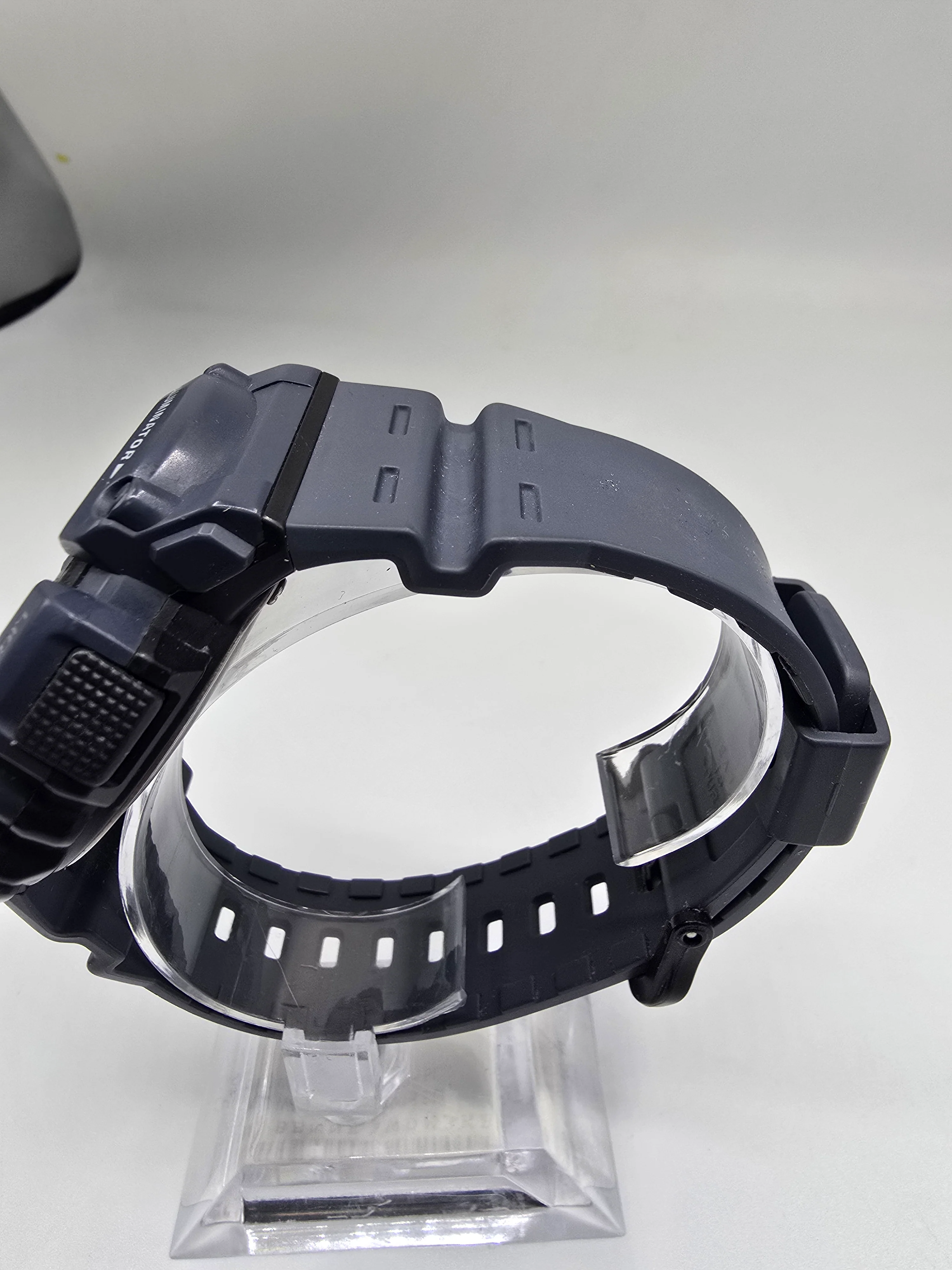 casio ws-1500h-2avef sports watch  *24 month warranty* - Image 4