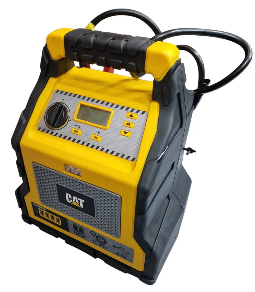 Cat cj1000dxt Power Station with 1,200-Peak-Amp Jump Starter - Image 2