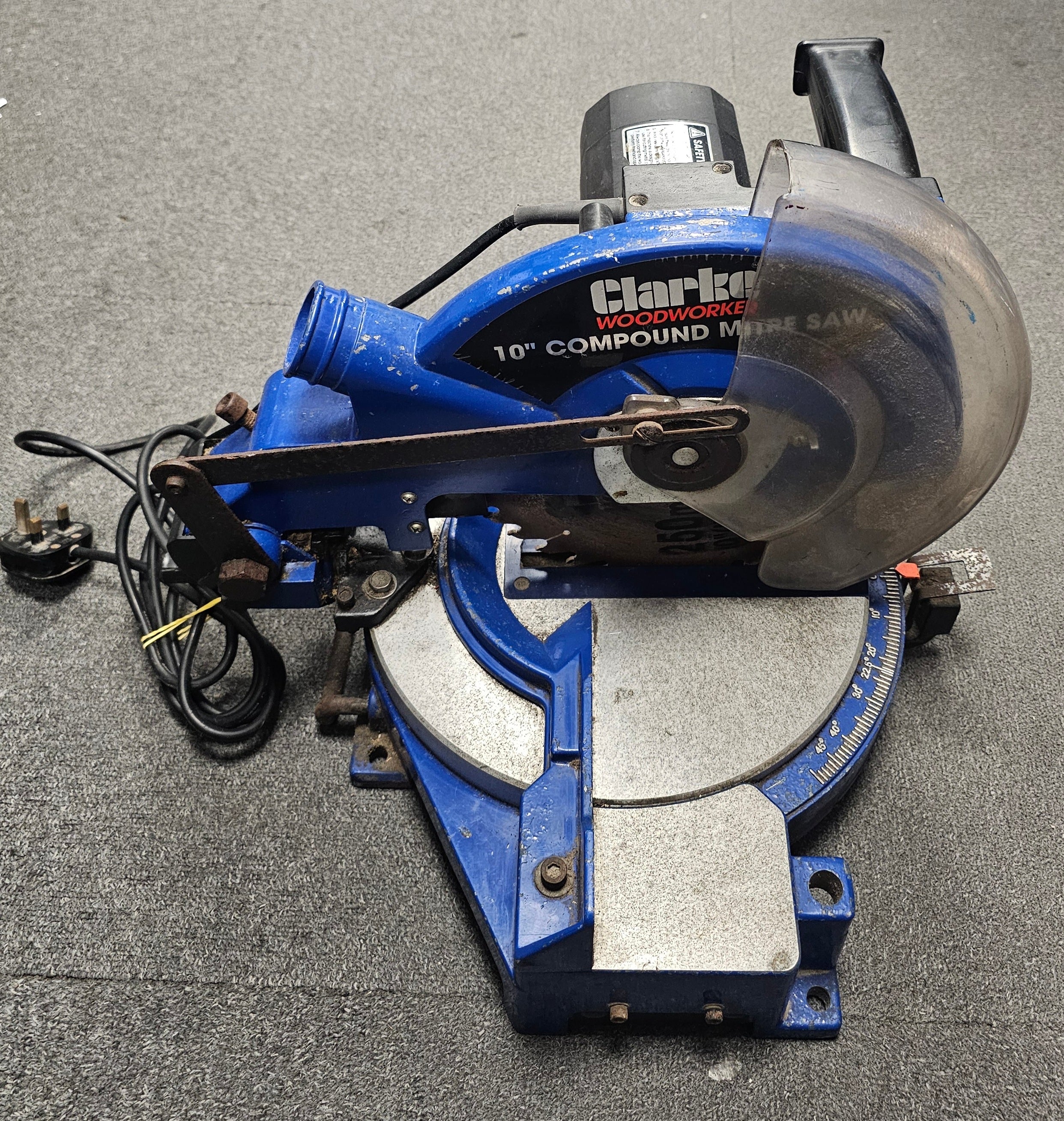 ** May Bank Holiday Sale ** Clarke Compound Mitre Saw Model CMS251 **Collection Only** - Image 2