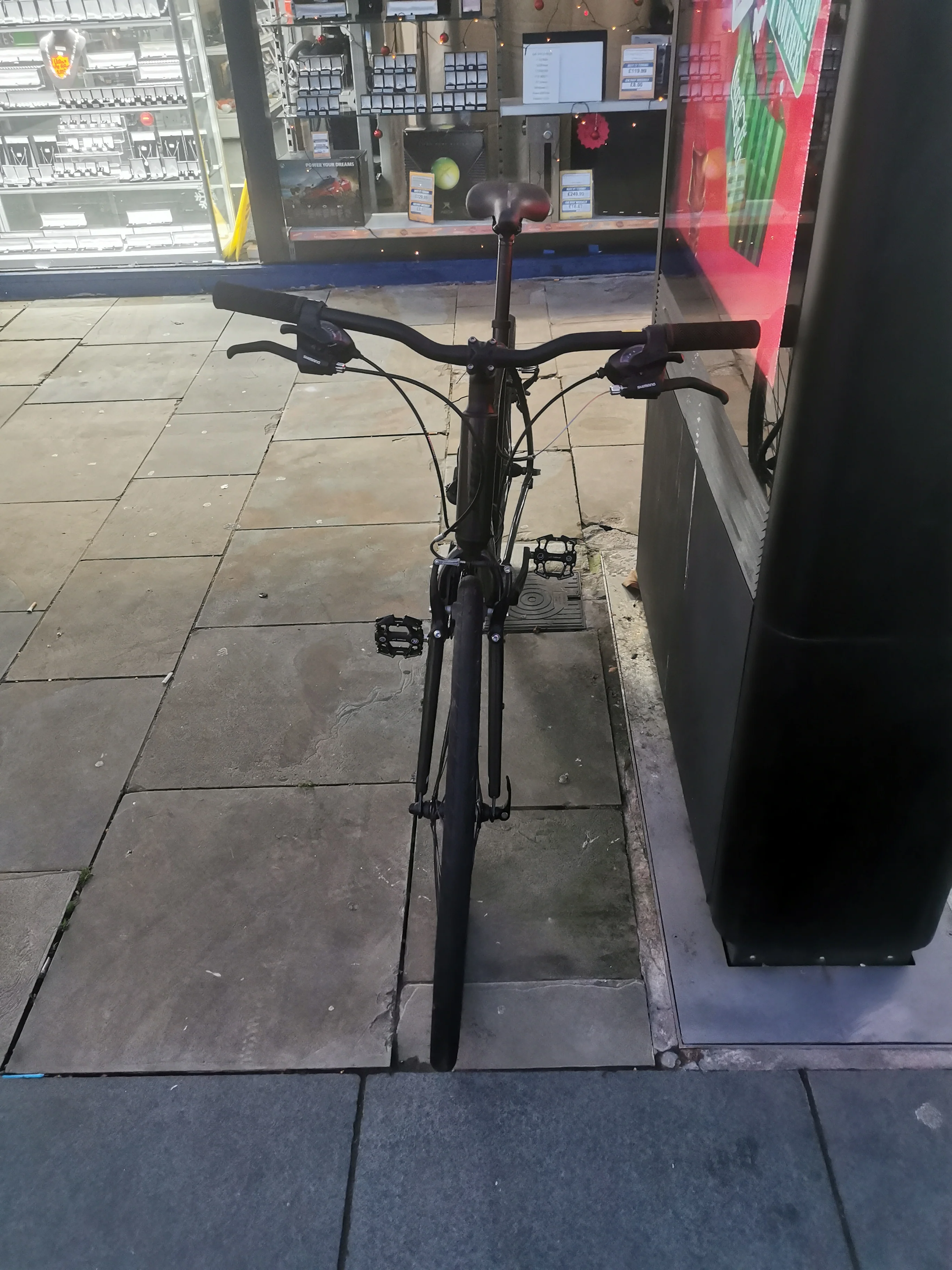 Giant City Escape 3 Bike 20" Frame 26" Wheels 21 Speed BACK BRAKE FAULTY ***** COLLECTION ONLY****** - Image 2