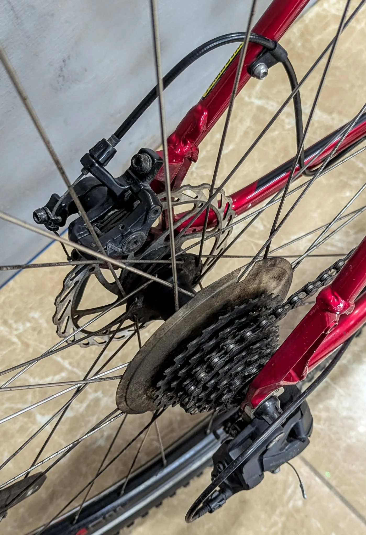 * COLLECTION ONLY* GT Aggressor Expert Hardtail Mountain Bike - 12" WHEEL - 18" FRAME - 14 SPEED - Image 2