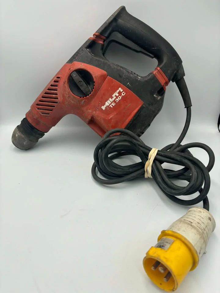 ** collection only ** HILTI TE30-C ROTARY HAMMER DRILL 110V GWO Fully Working