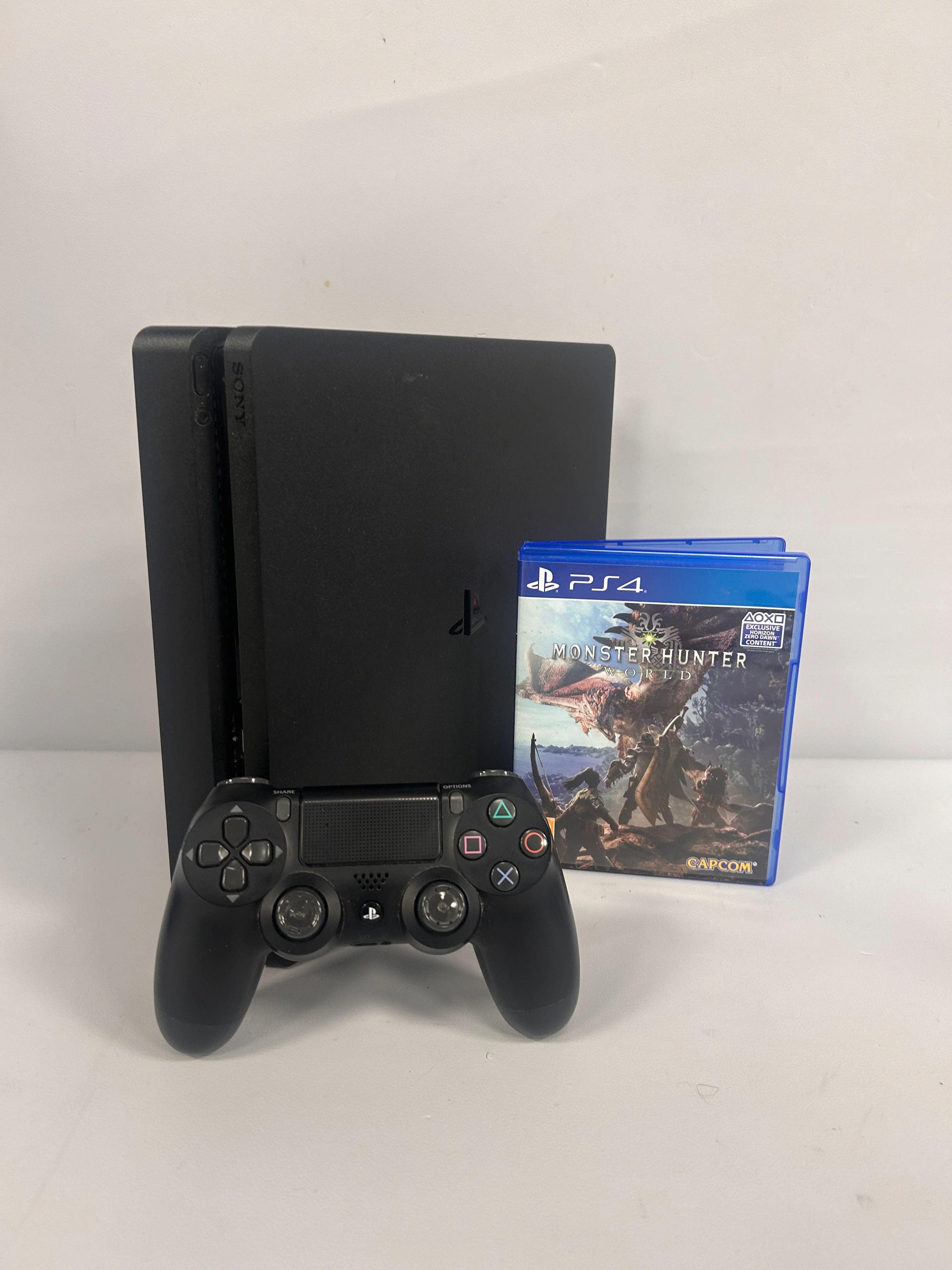 Console Sony PlayStation 4 1TB - Monster Hunter Worlds Package - Image 2