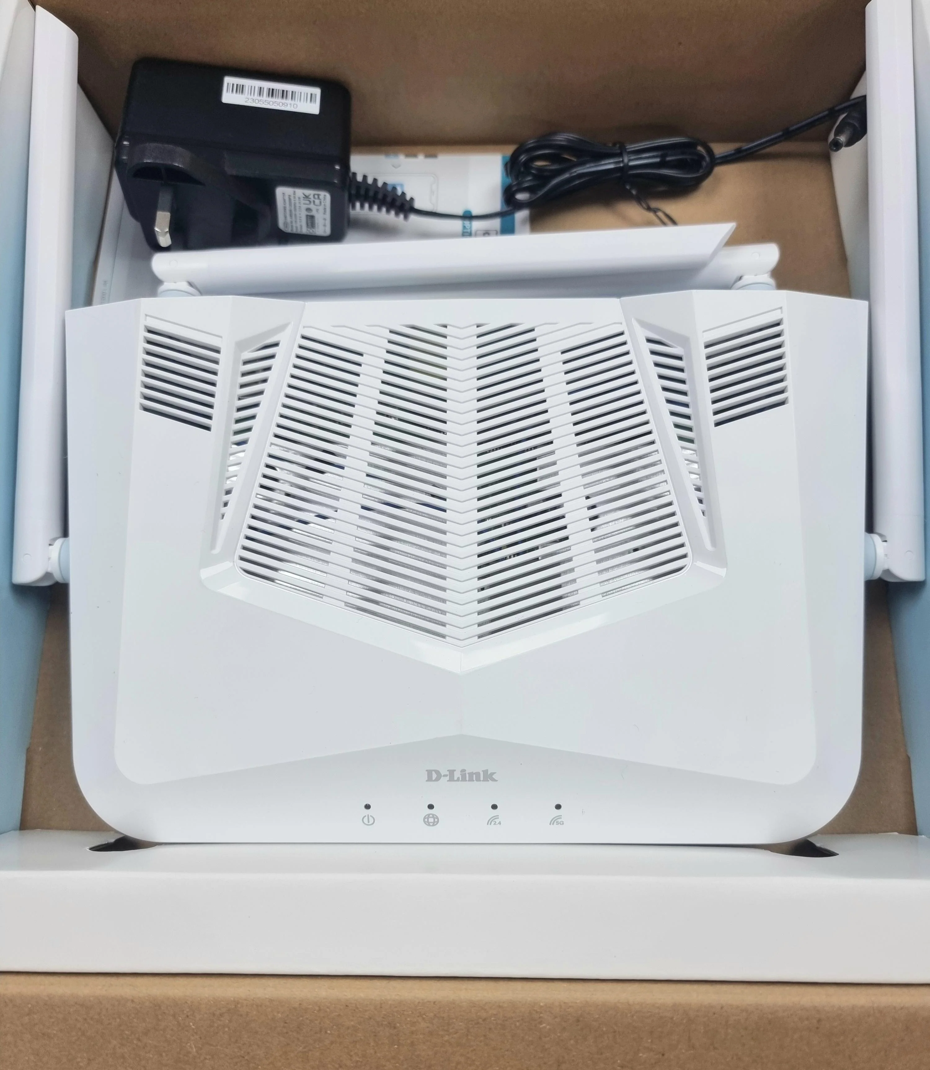 D-Link EAGLE PRO AI AX3200 Smart Router R32 - Image 3
