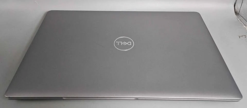 Dell 3591/Ultra 7 165H/32GB Ram/512GB SSD/RTX A500/15"/W10/ 100% Battery health - Image 2