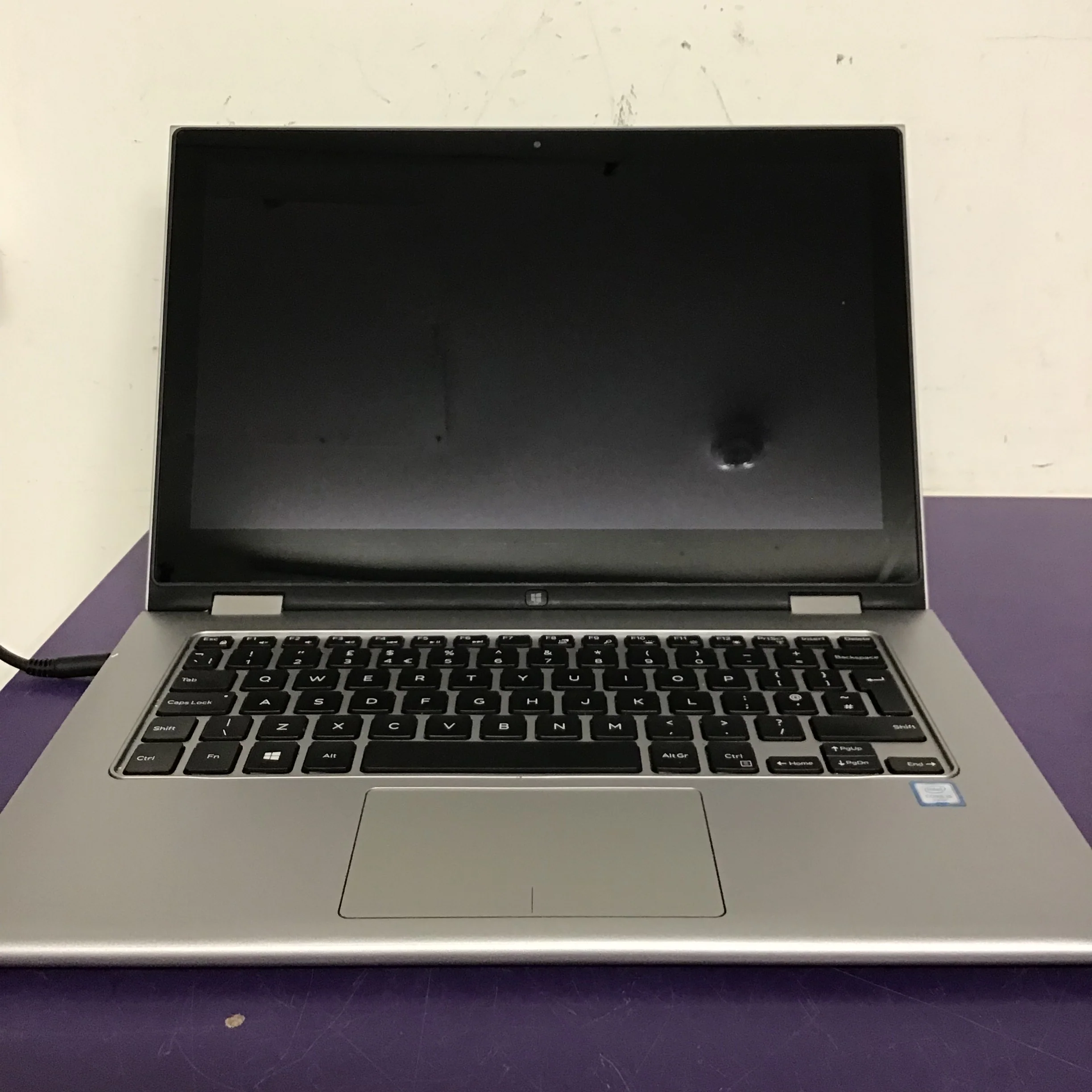 Dell Inspiron P679 - touch screen - Image 2