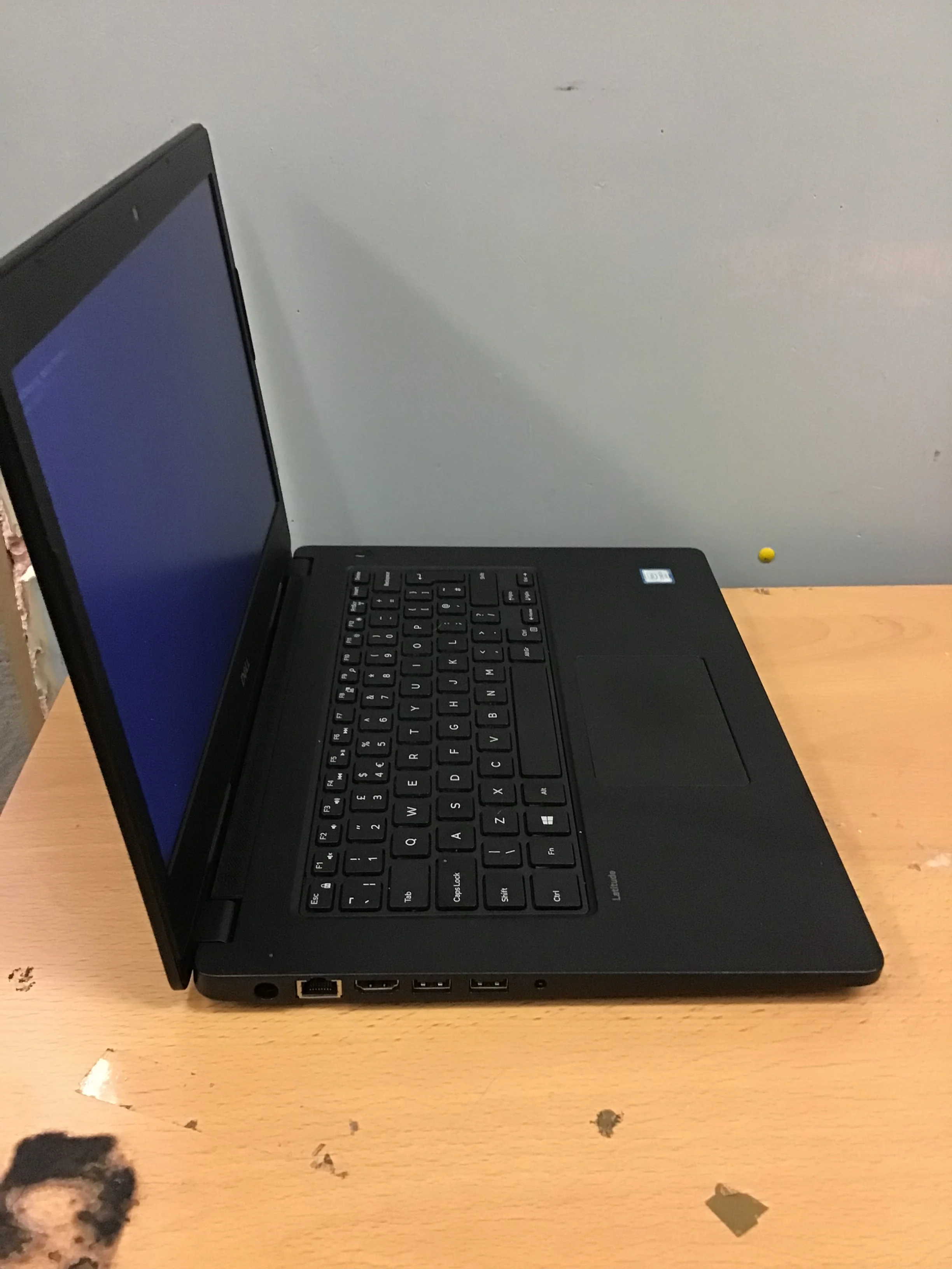 Dell Latitude 3480/i5-7300U/16GB Ram/128GB SSD/14”/W10/B - Image 3
