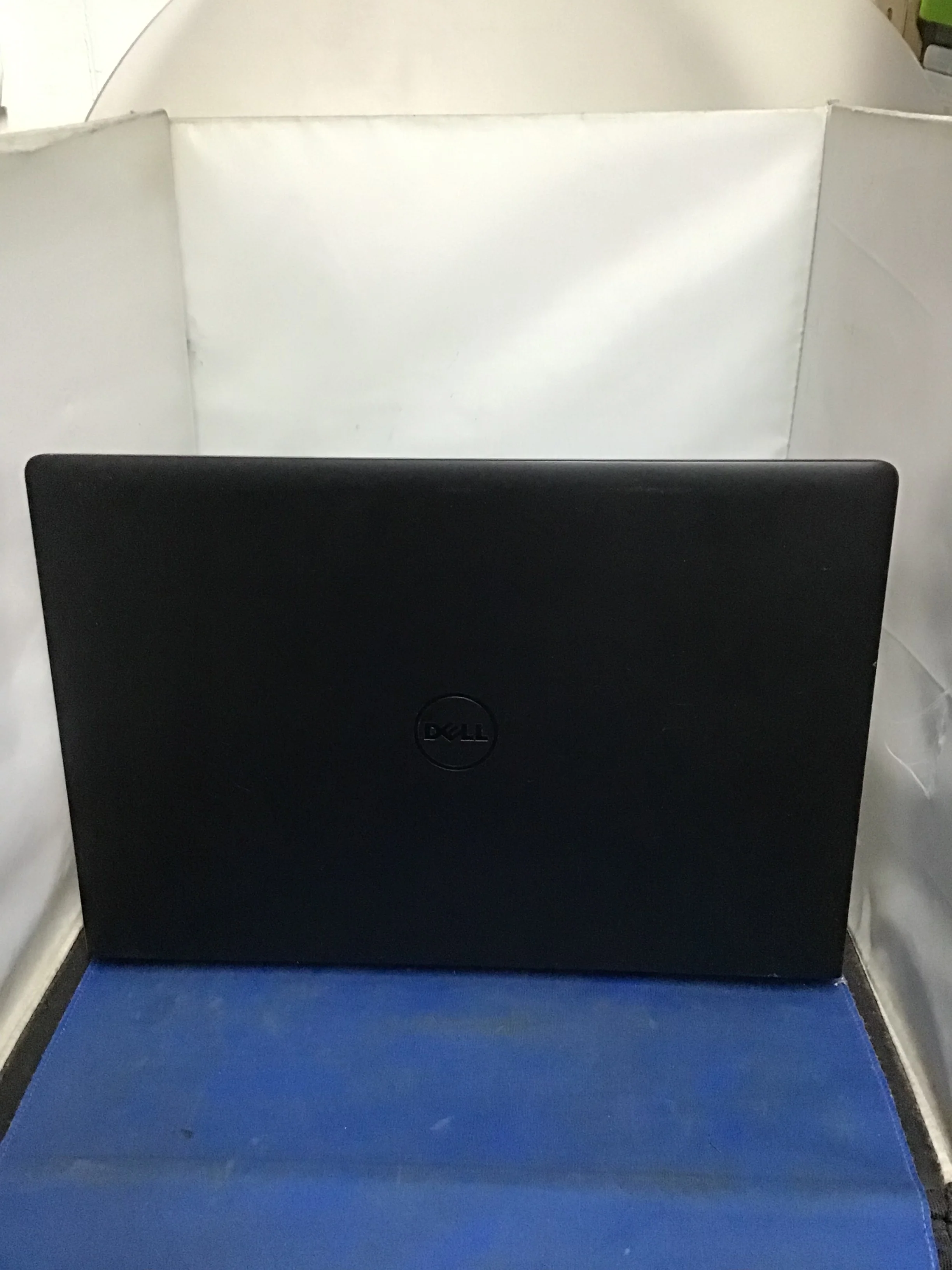 Dell Latitude 3570 Laptop - Image 3