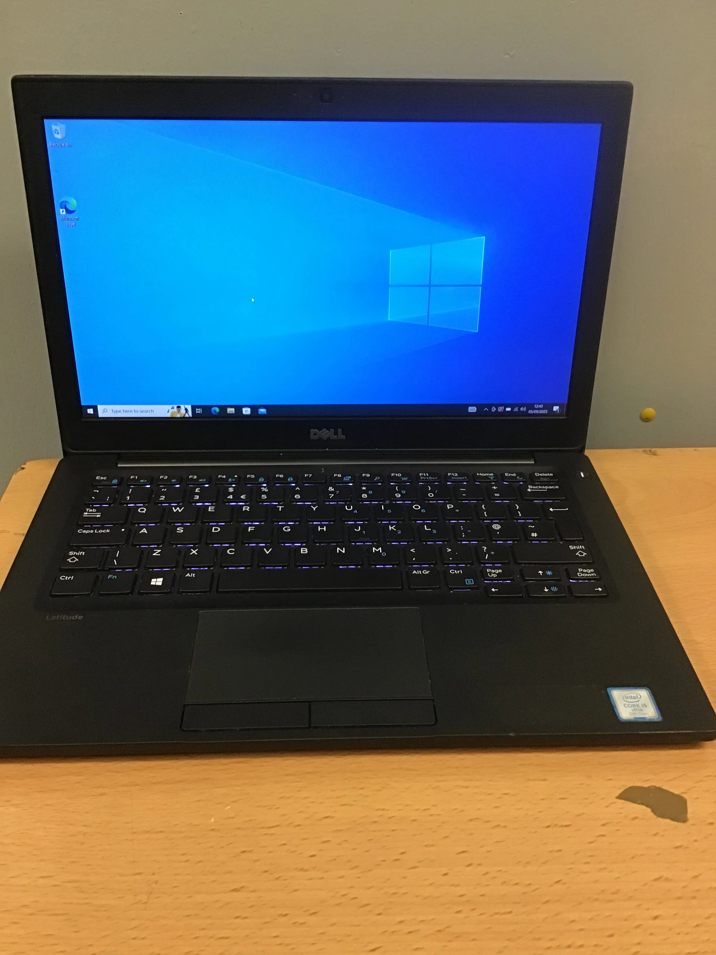 Dell Latitude 7280 Business Laptop, 12.5-Inch Notebook, Intel Core i5-6300U, 16GB RAM, 256GB SSD, US Keyboard, Win 10 Pro (Renewed) - Image 2