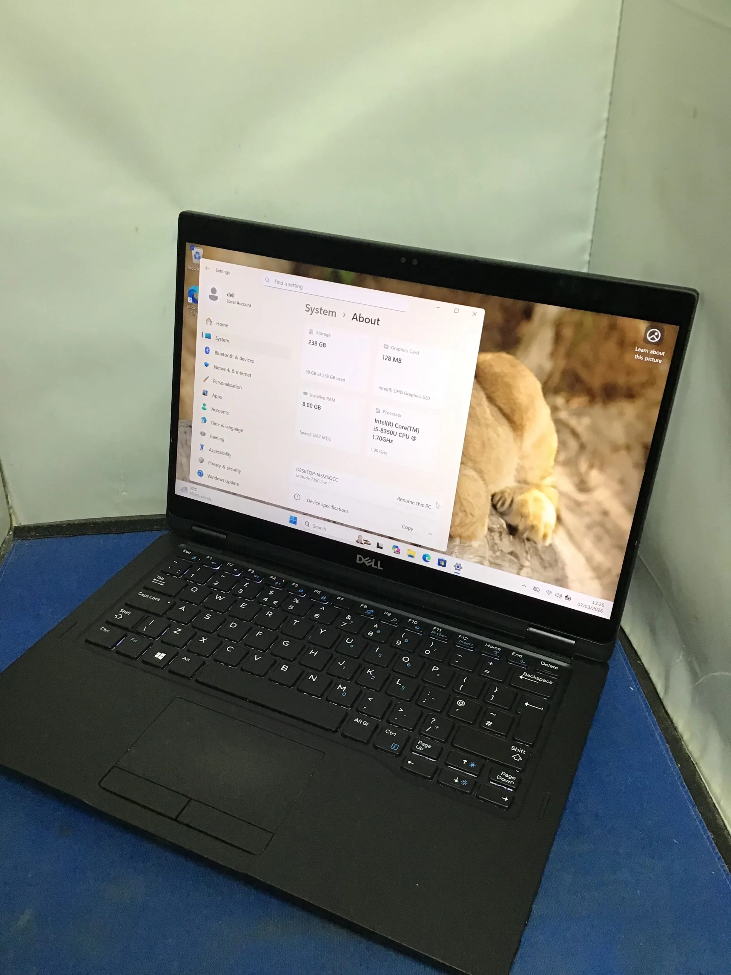 Dell Latitude 7390 - Image 2