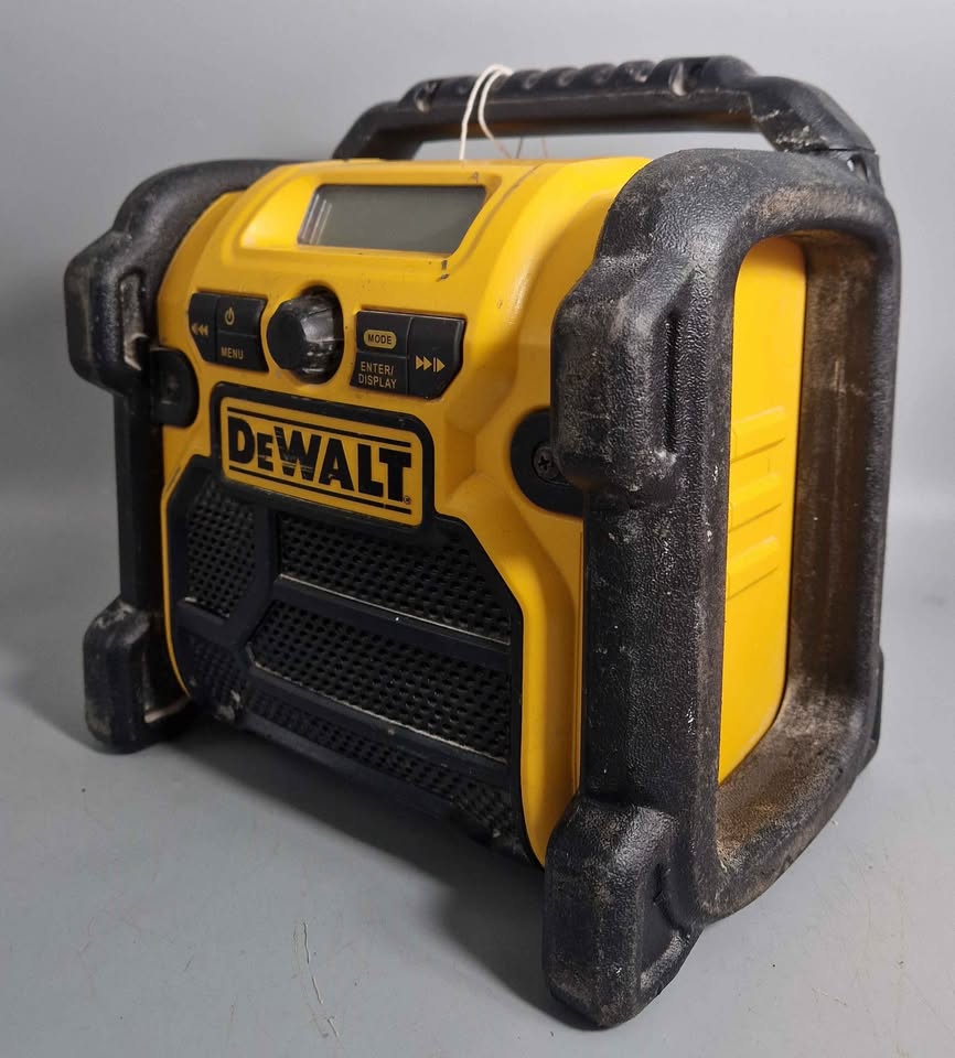 Dewalt 18v DCR021-XJ Radio Bluetooth Speaker Body Only *collection only* - Image 2