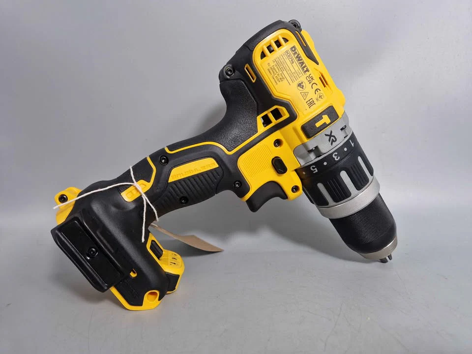 DeWalt Brushless Compact Combi Hammer Drill 18V XR DCD796 body only - Image 2