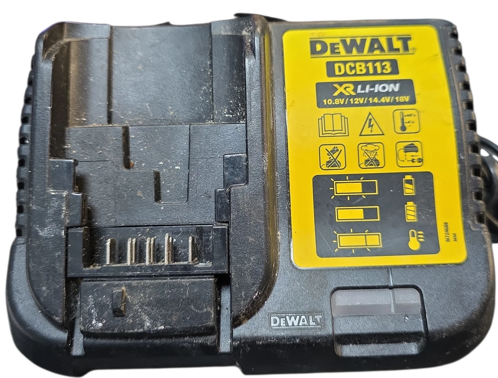 DeWalt DCF885N XR 18V li-Ion Impact Driver - Image 3