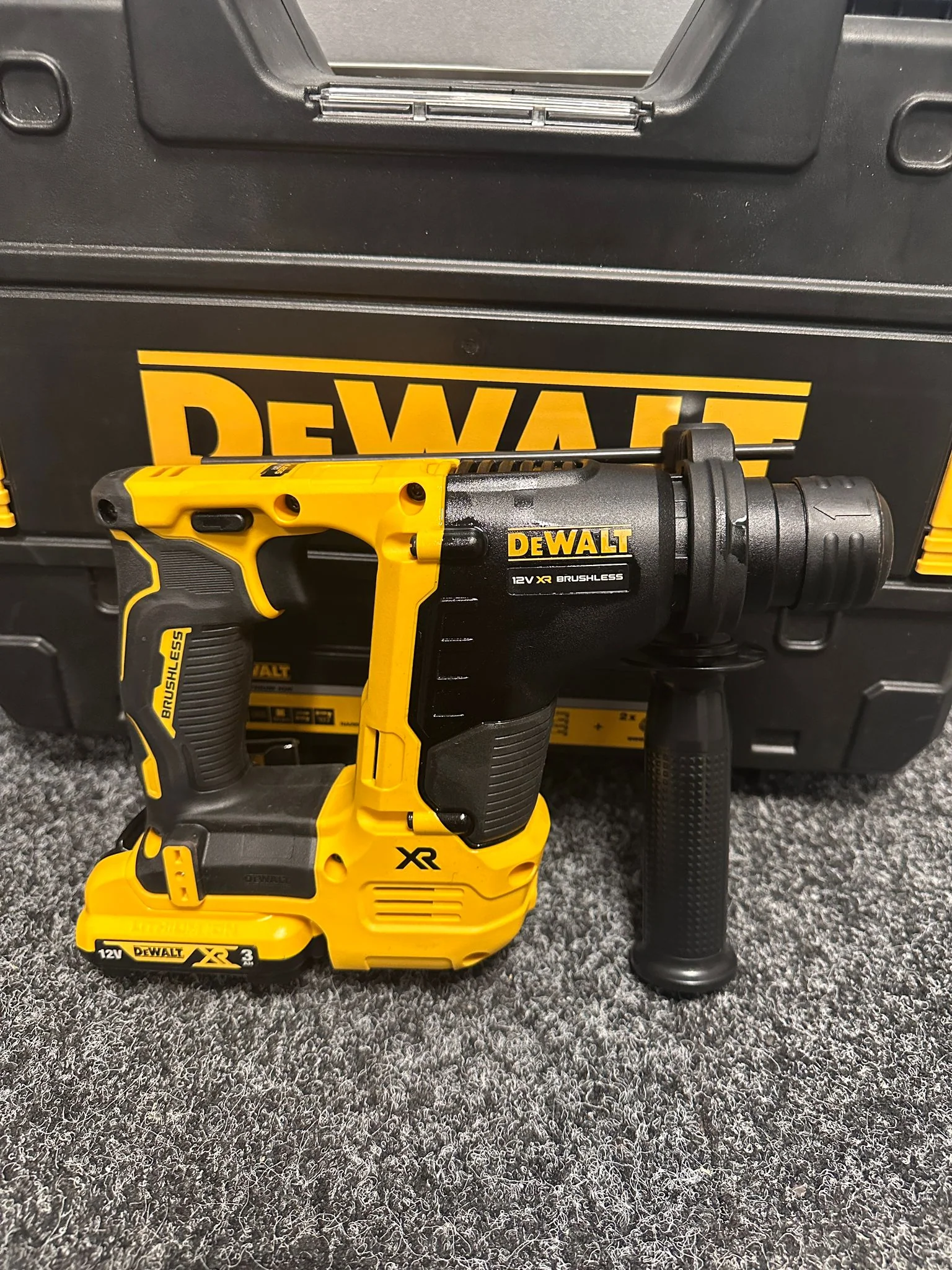 DeWalt DCH072 12V XR Brushless SDS Plus Hammer Drill - Image 3