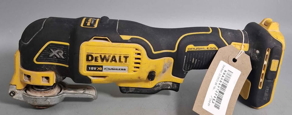 DeWalt DCS355 XR 18v Brushless Multi-Tool - Body Only - Image 2