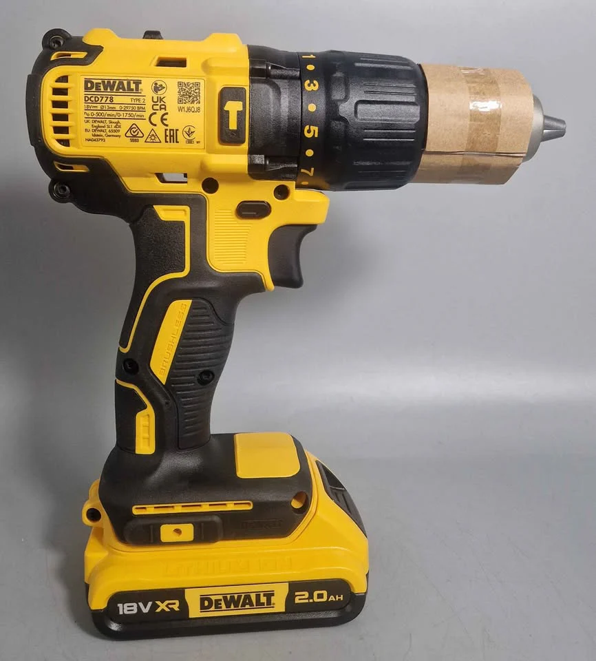 Dewalt Drill DCD778 2x Batteries And Case *collection only* - Image 2