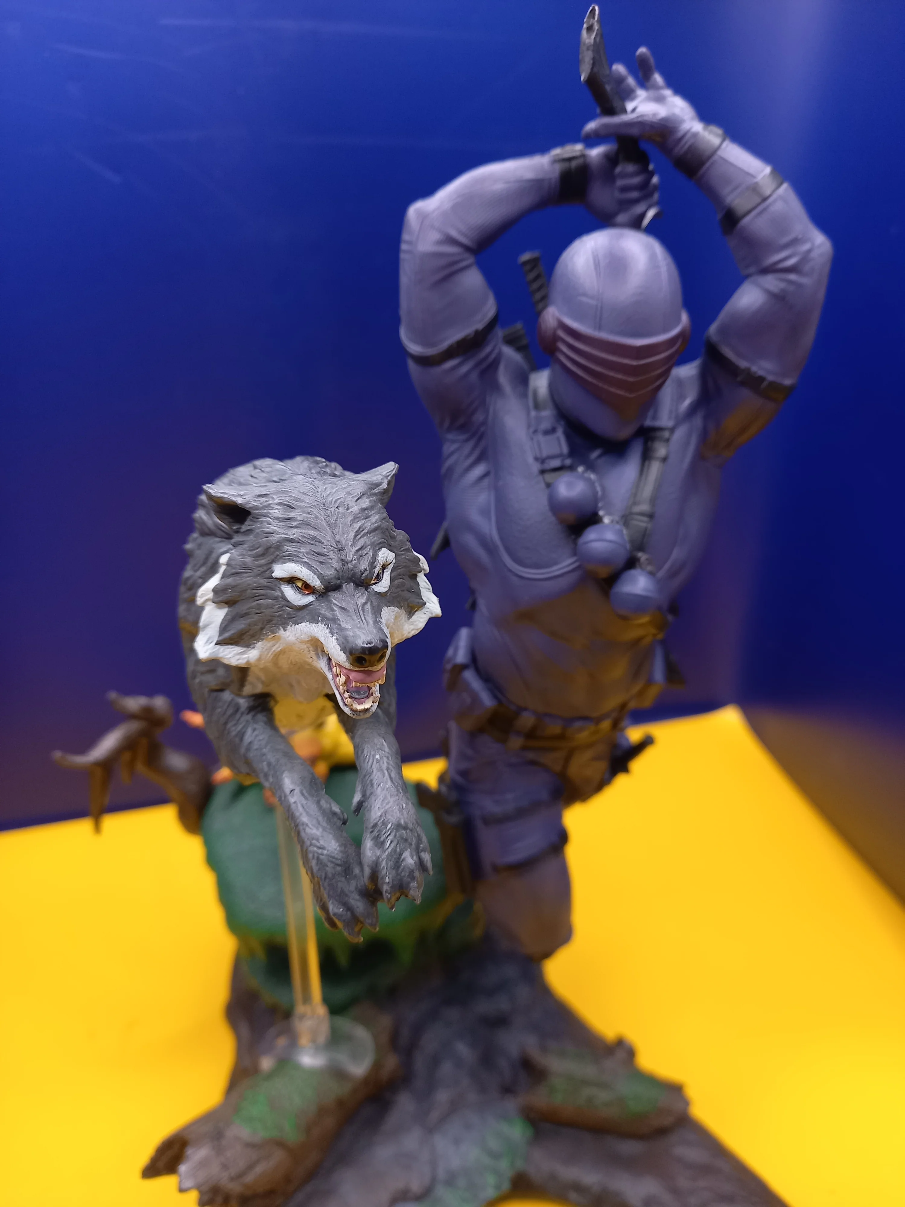 Diamond Select GI JOE Gallery Snake Eyes PVC Statue - Image 4