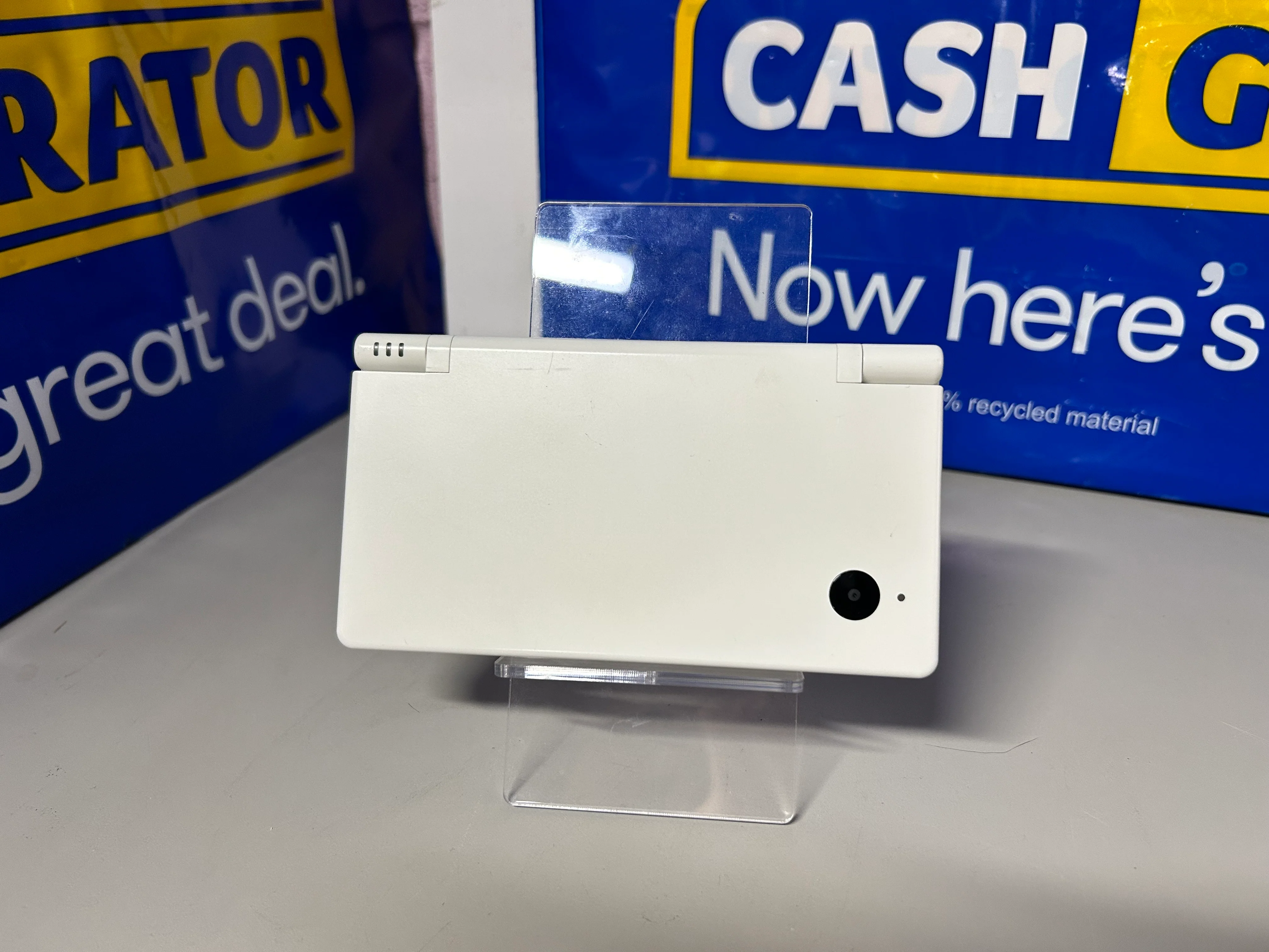 DSi Console, White, Unboxed - Image 3