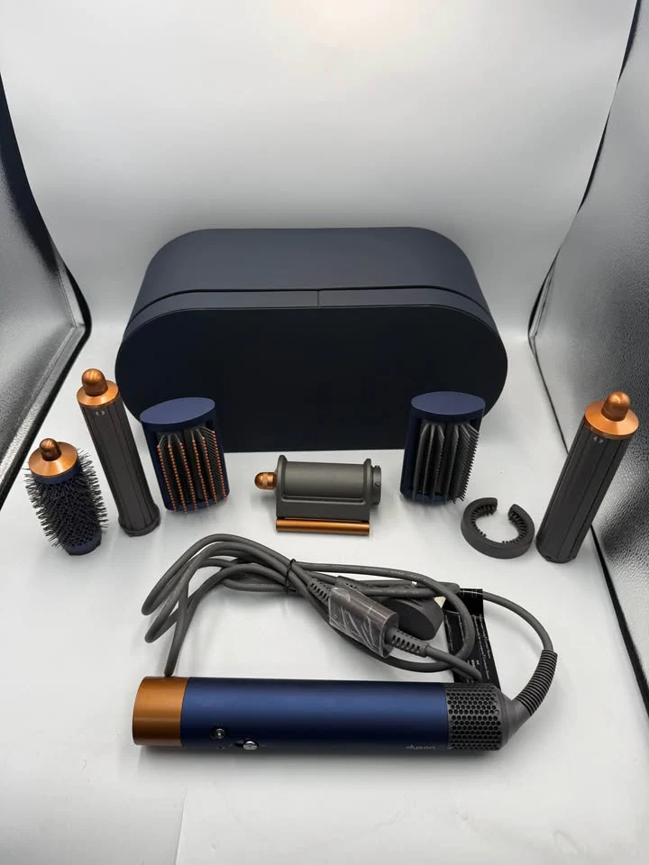 Dyson Airwrap Complete Long HS05, (6 Attachments) - Blue/Copper **BRAND NEW OPENED IN STORE TO TEST AND CHECK CONTENTS**