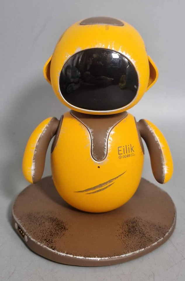 Eilik Robot AI Electronics Intelligence Desktop Pet With Panxer - RC Battle Tank - Image 2