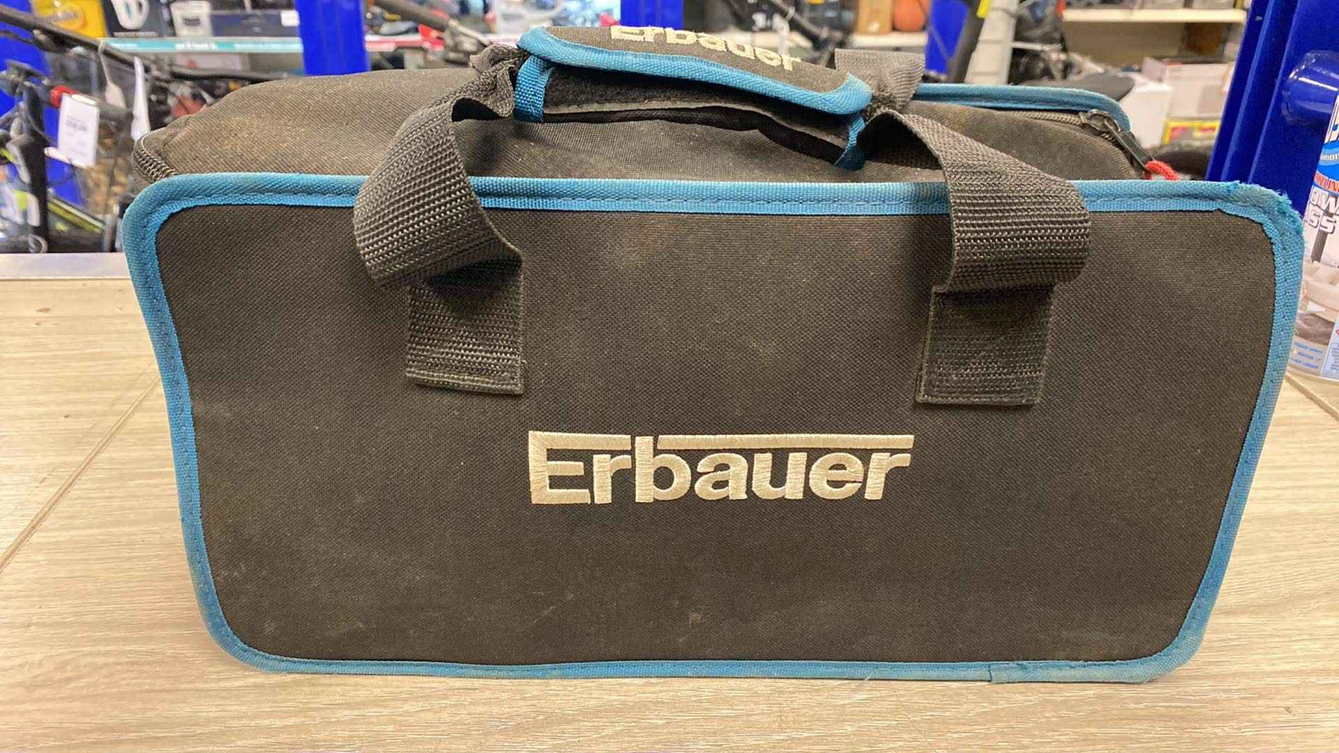 Erbauer Ebs950 950w 240v Corded Belt Sander - Image 3