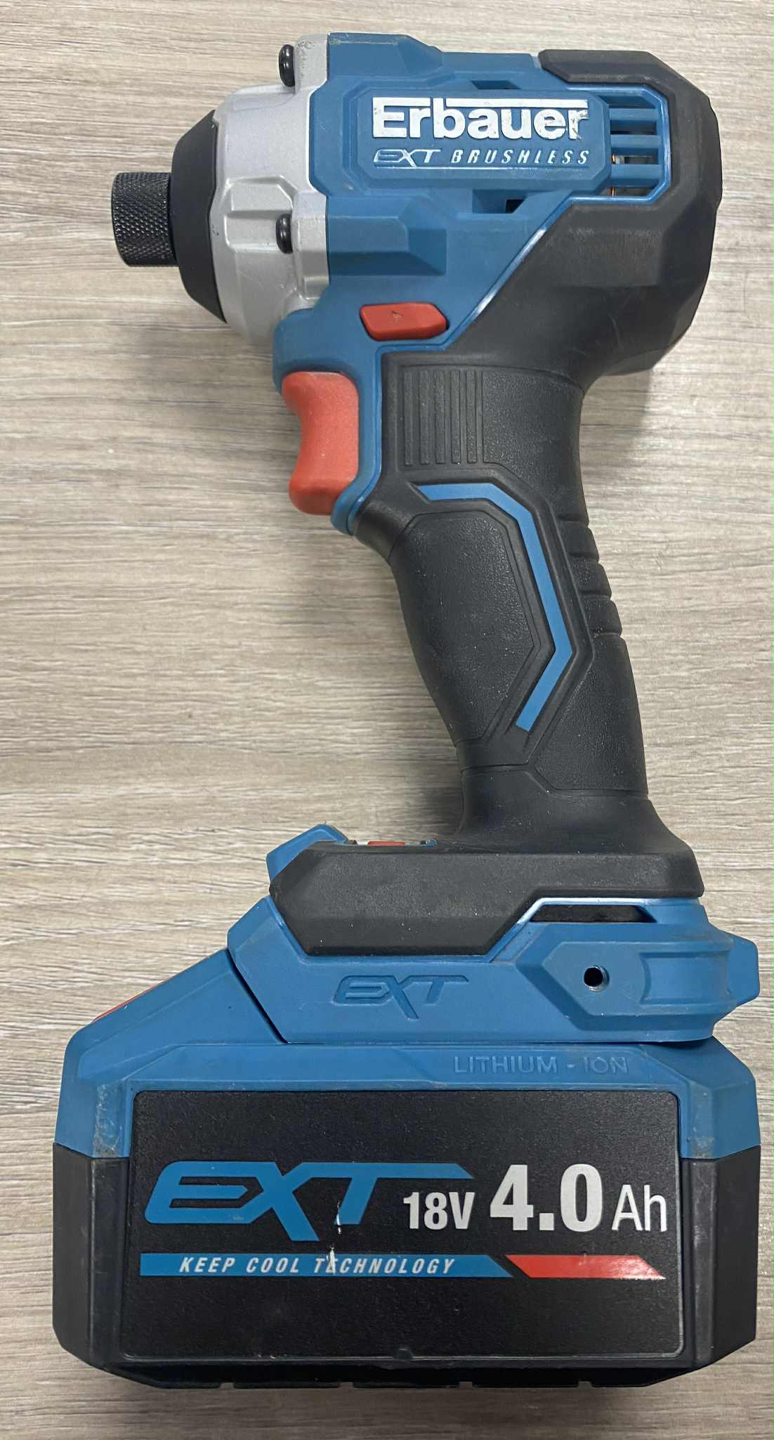 * Erbauer impact drill with battery and charger - Image 4