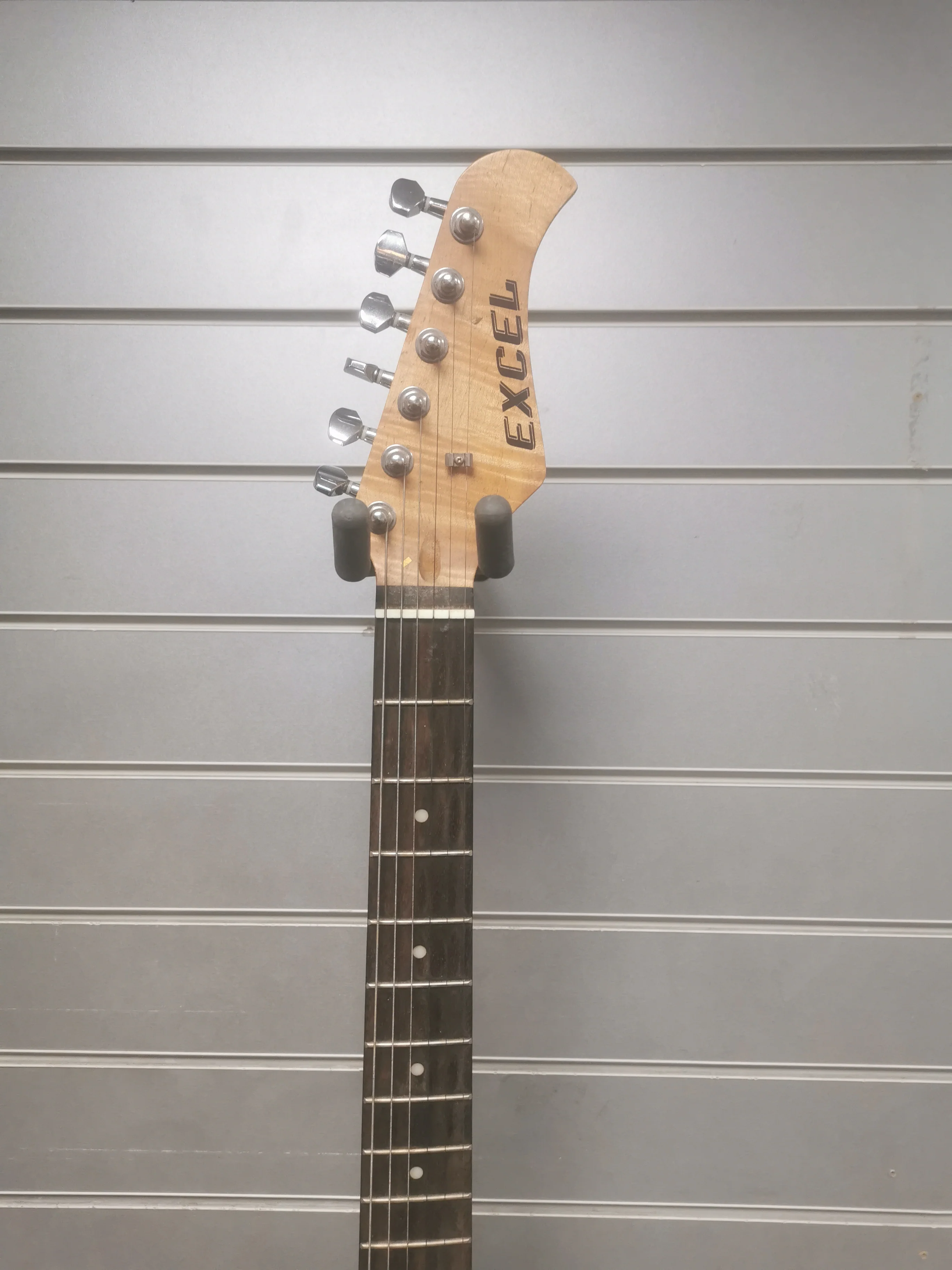 Excel Electric Guitar with Strap - Image 4