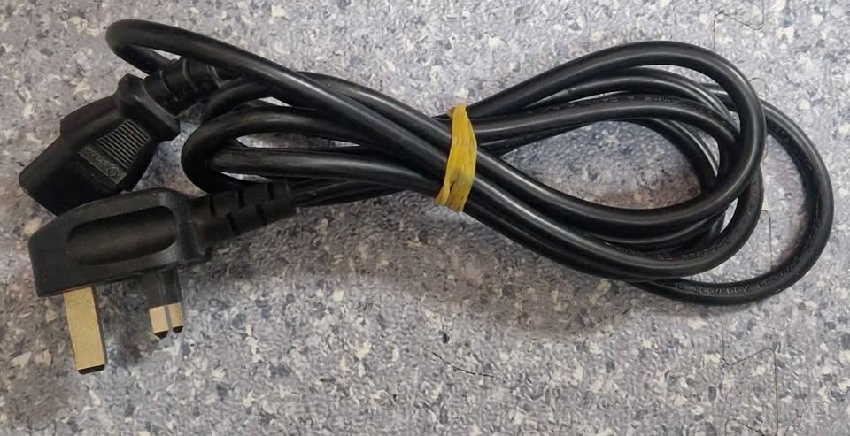 Fishman Loudbox Mini Portable Amp w/ Power Cable - PRO-LBX-EX5 - Max Power 145W *collection only* - Image 4