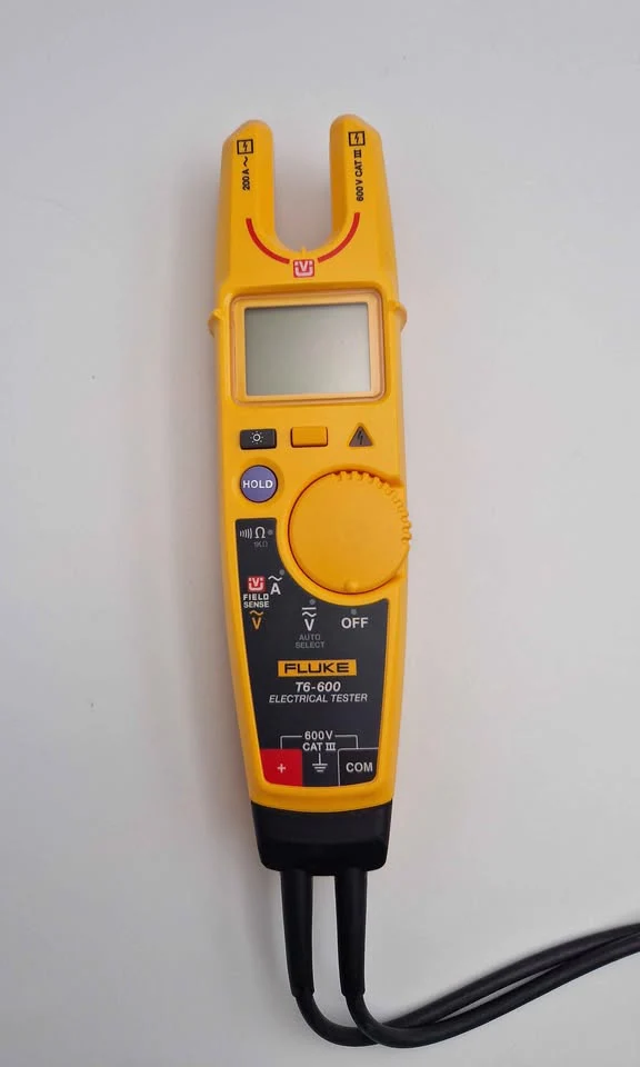 FLUKE T6-600 Electrical Tester - Includes Case - Image 4