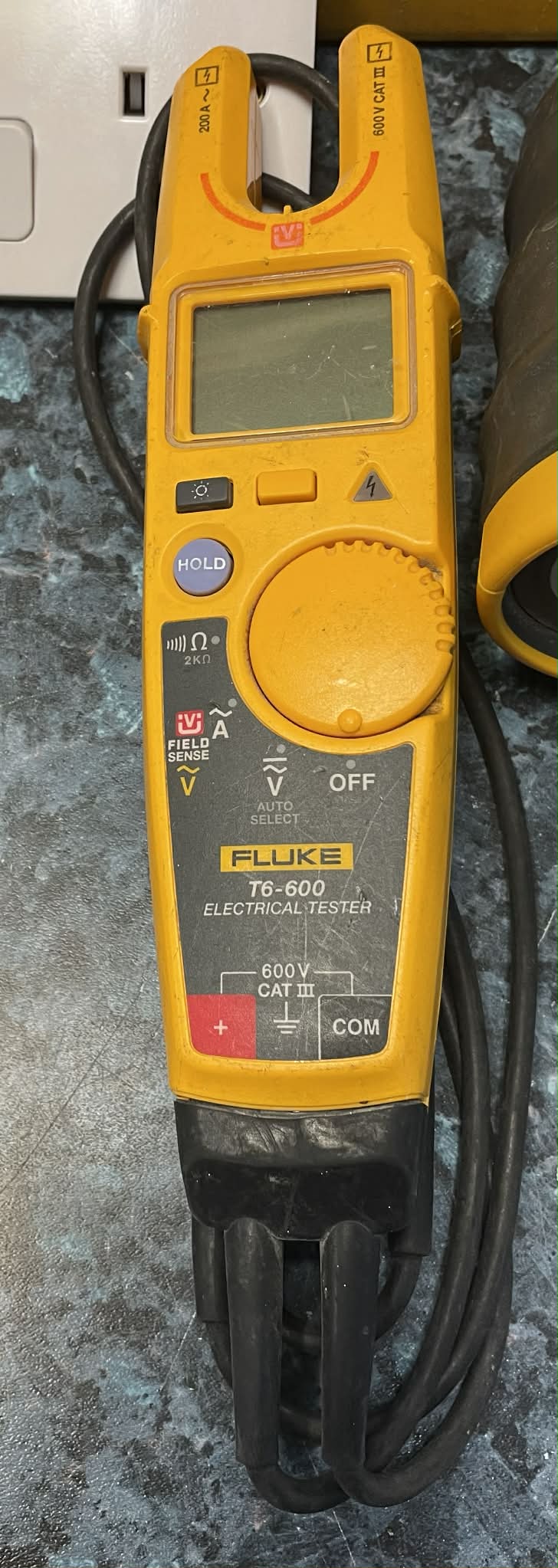 FLUKE TESTERS - Image 2