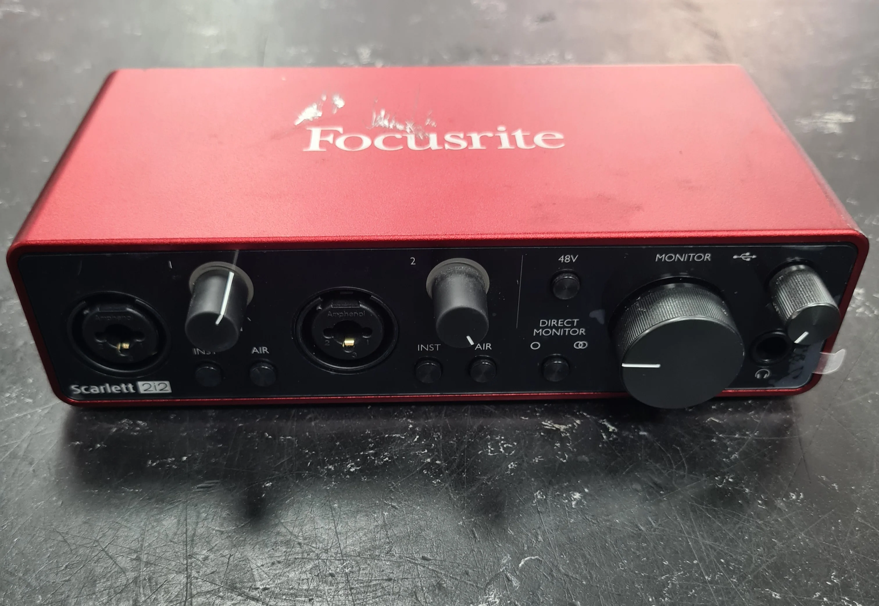 Focusrite Scarlett 2i2 Studio (3rd Gen) Audio Interface