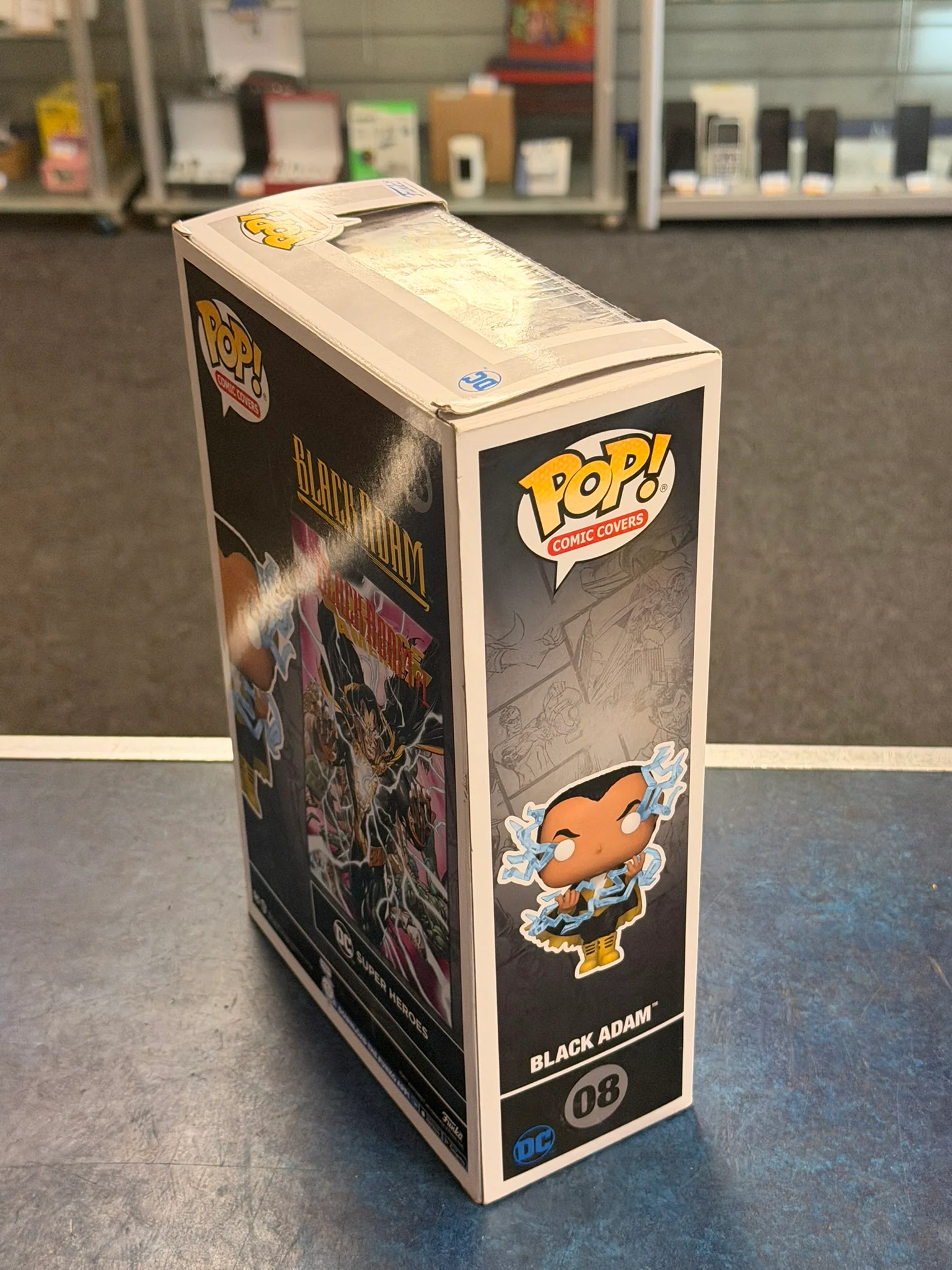 funko pop black adam 08 glows in the dark - Image 2
