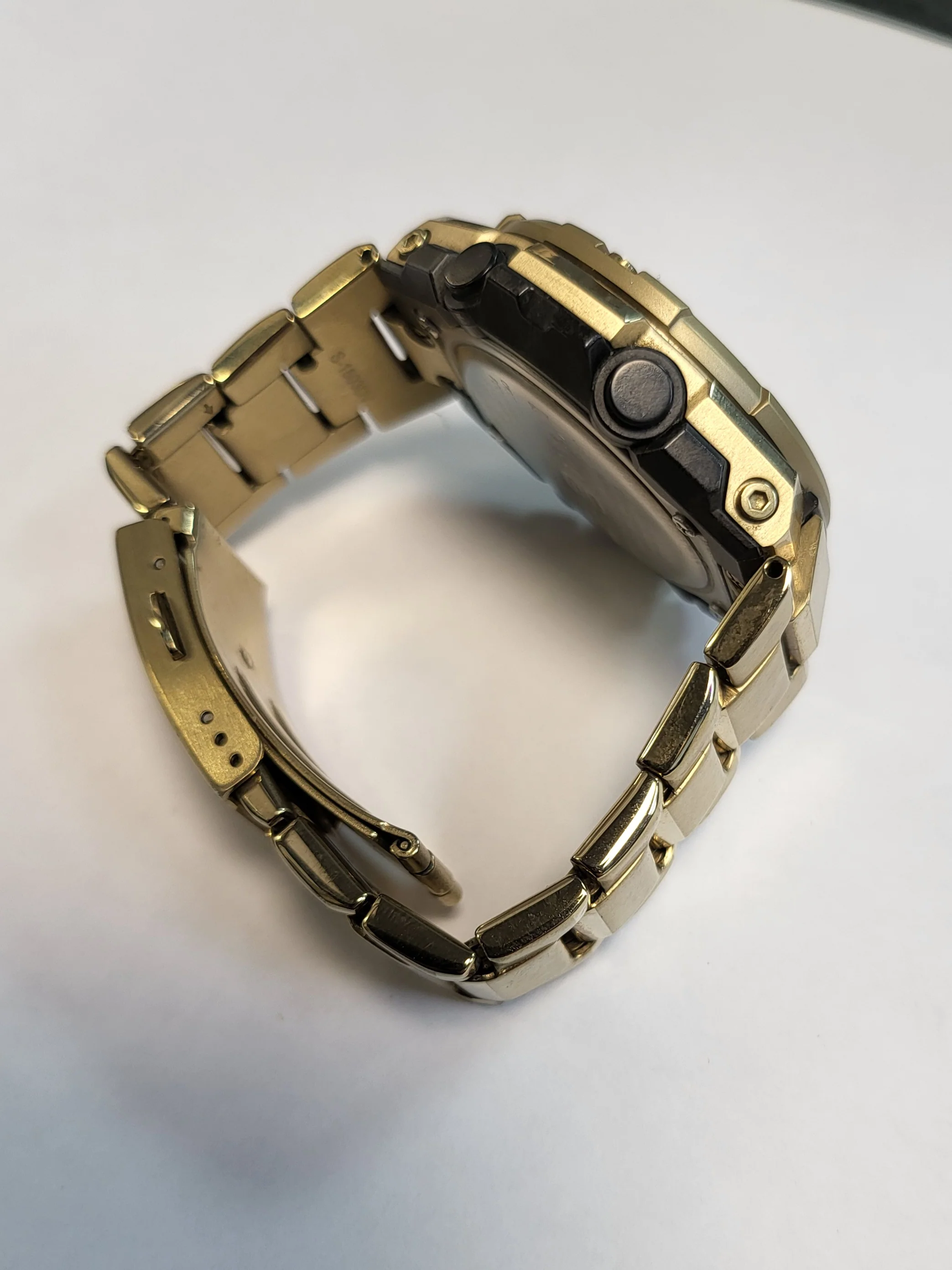 G-SHOCK G-Steel Mens Watch GST-B500GD-9AER - Image 4
