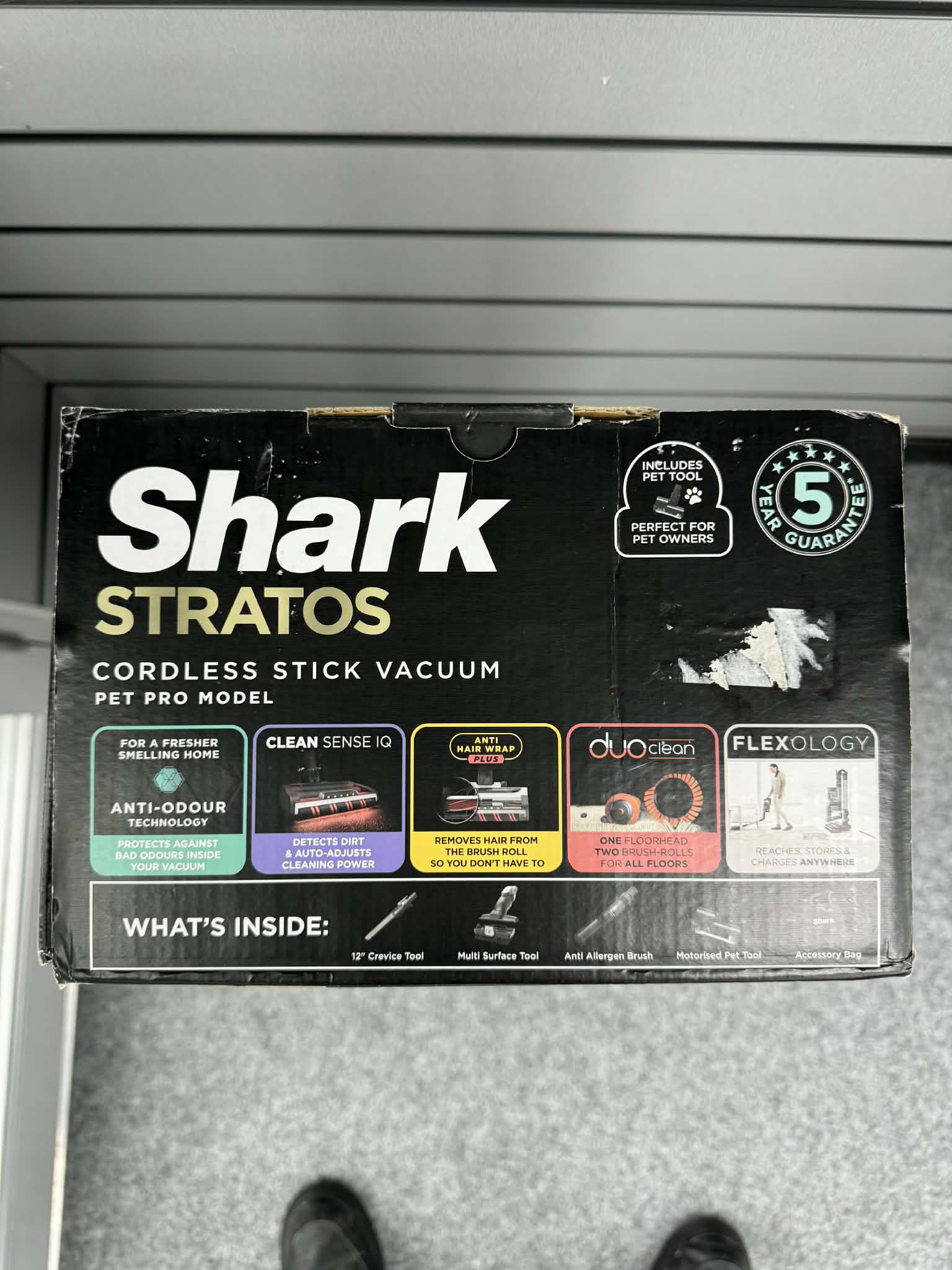 Shark Stratos Anti Hair Wrap Plus Pet Pro Cordless Vacuum IZ420UKT - Image 4