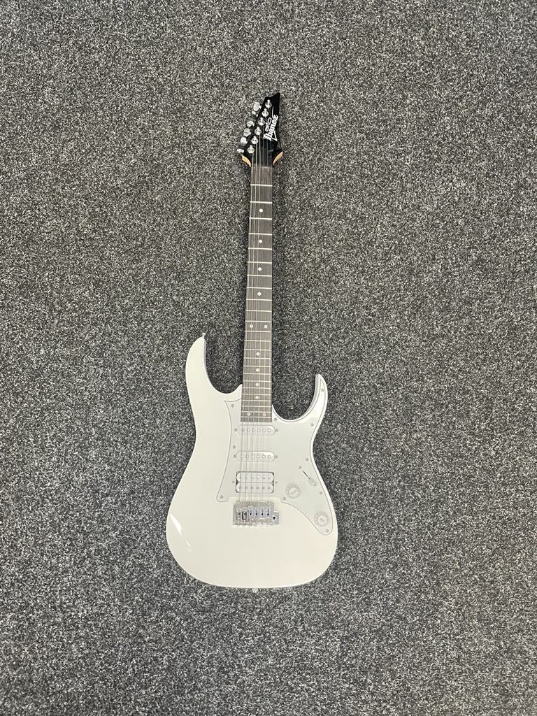 GIO IBANEZ GUITAR