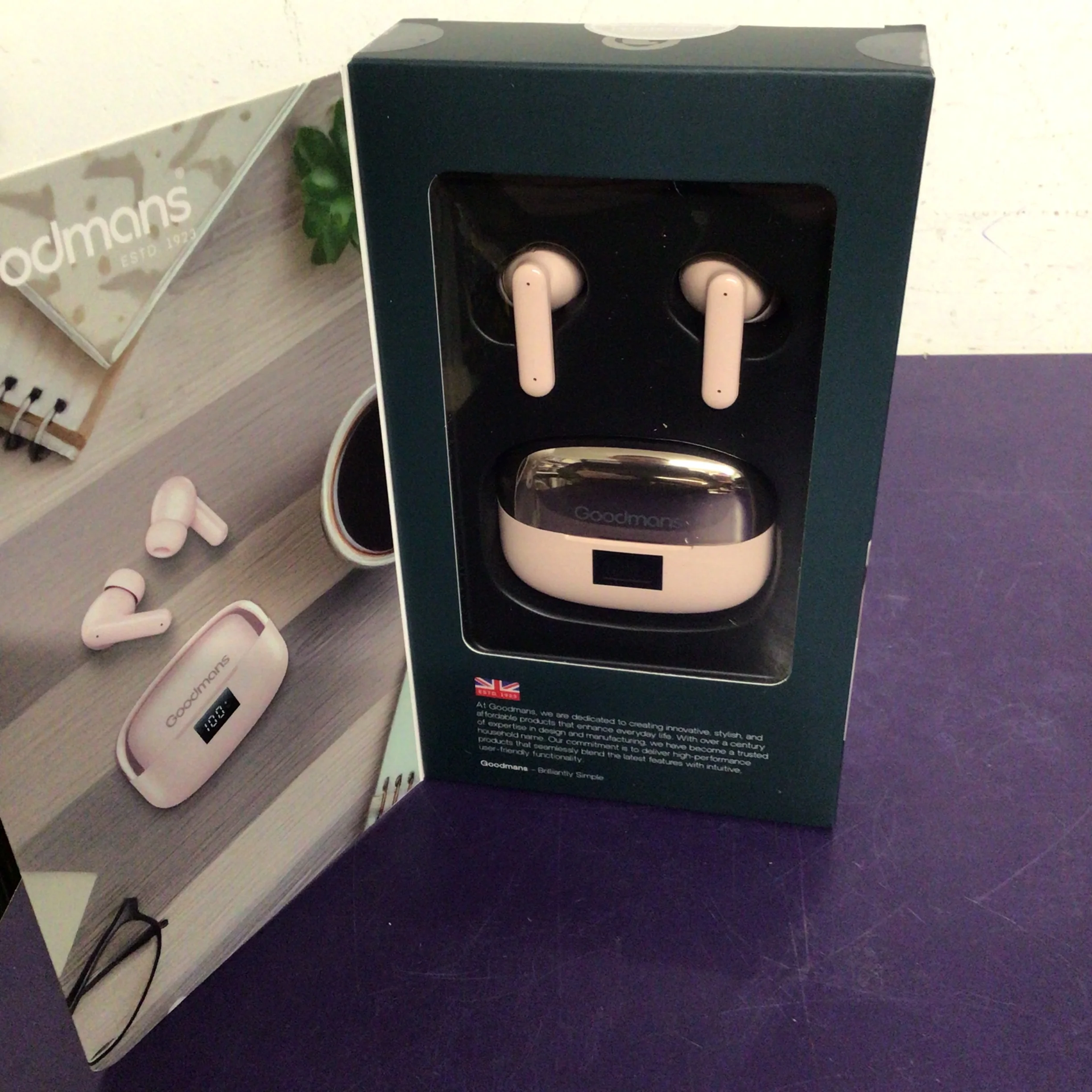 Goodmans True Wireless Led Metallic Earphones - Image 2