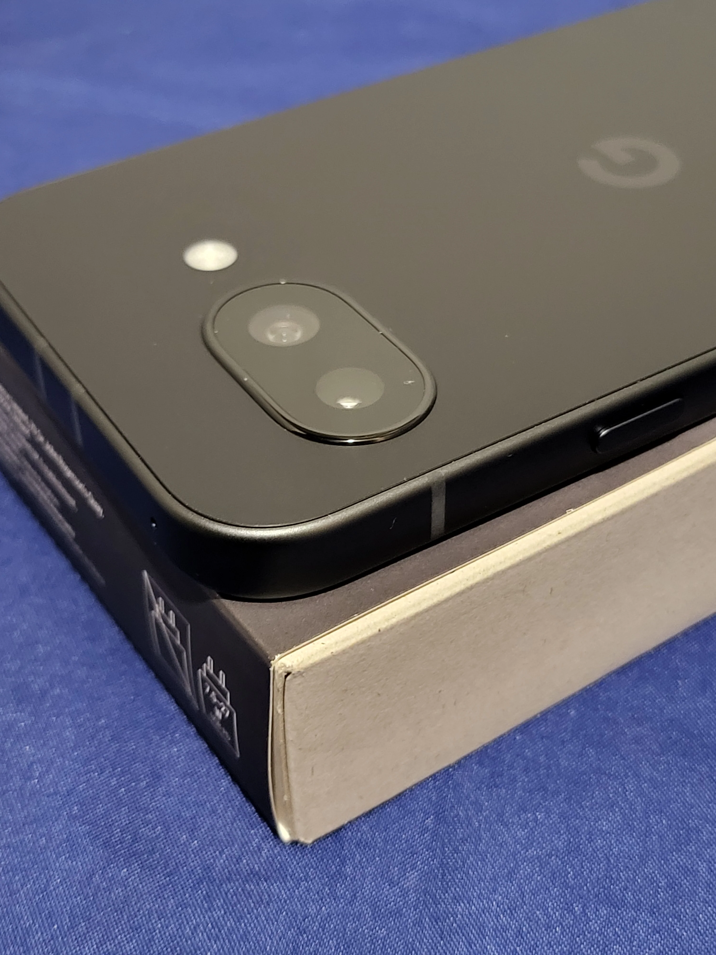 Google Pixel 9a 128GB Obsidian, Unlocked - Image 3