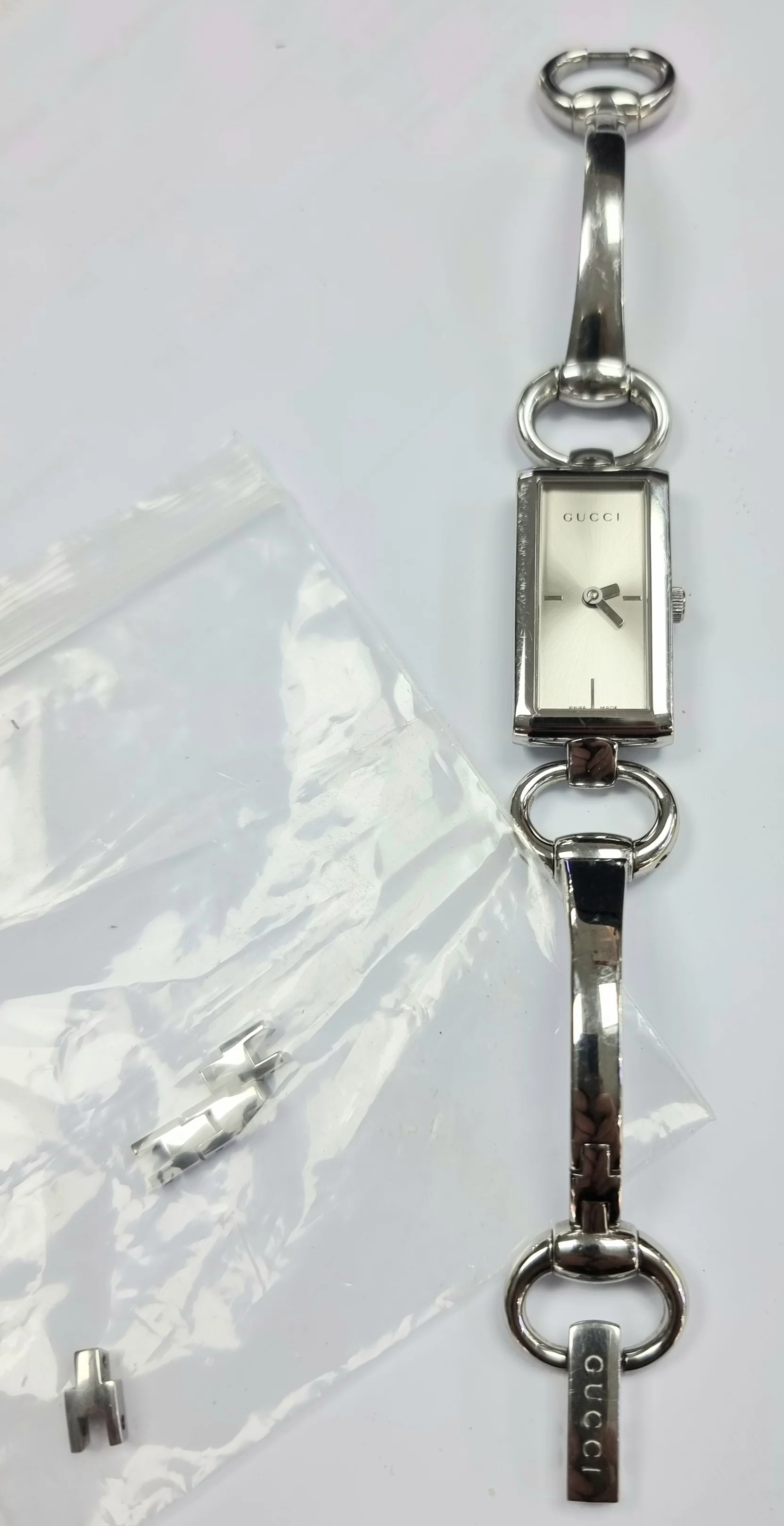 Gucci 119 Tornavoni Ladies Wristwatch - Image 3