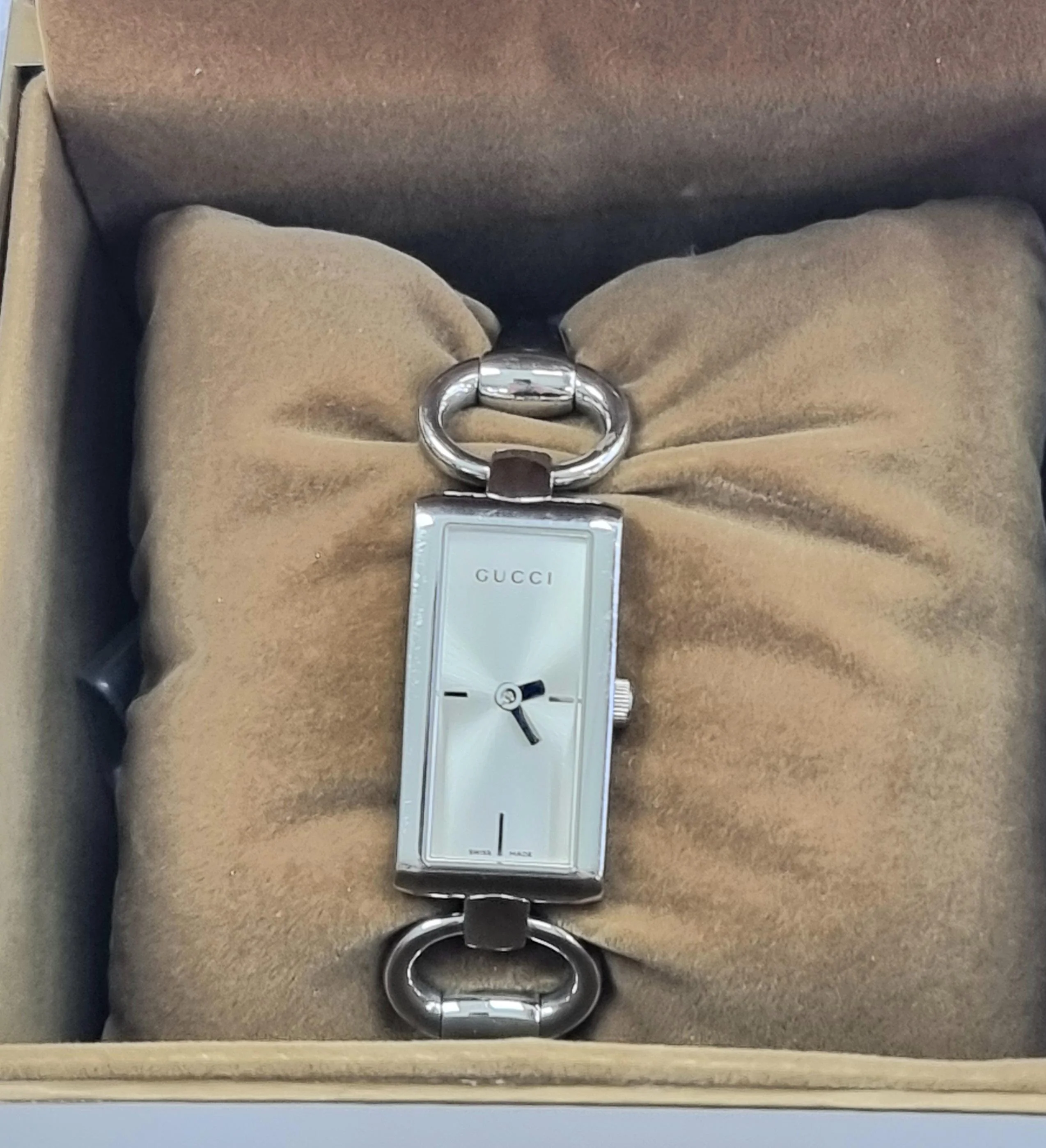 Gucci 119 Tornavoni Ladies Wristwatch - Image 5