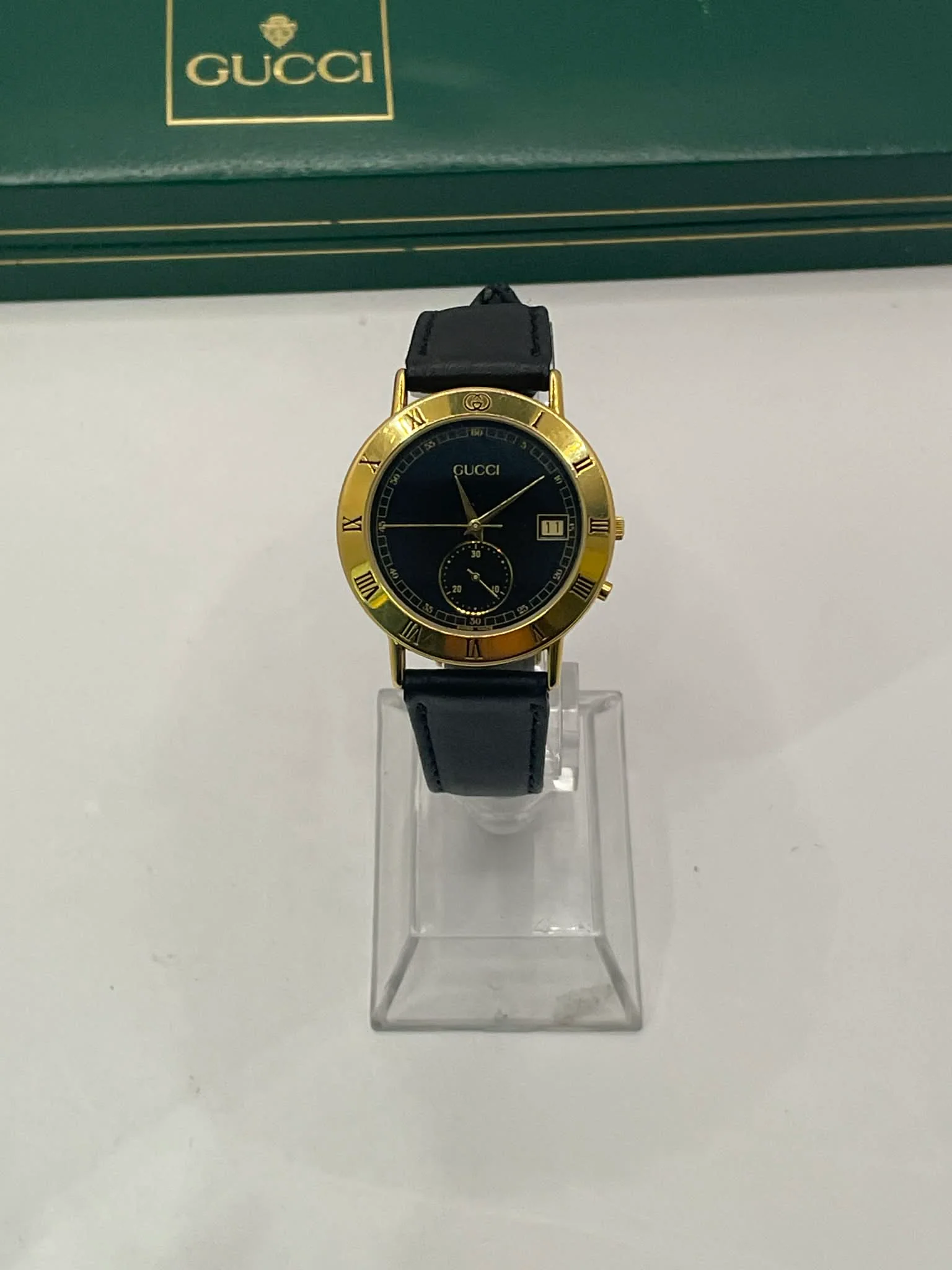 Gucci 3800M Chronograph 18K Gold