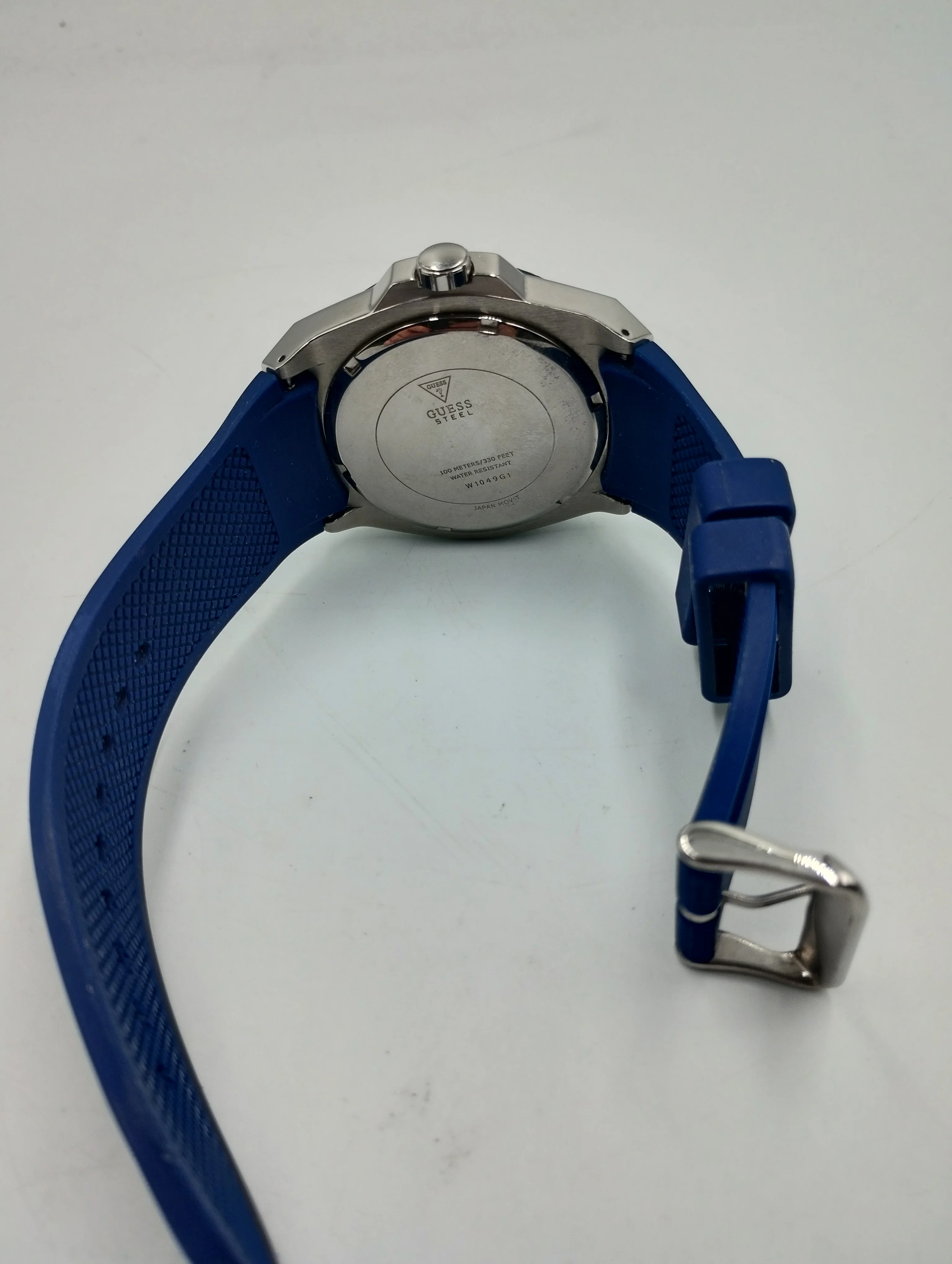 Guess Gents Legacy Multi Dial Silicone Watch - Image 4