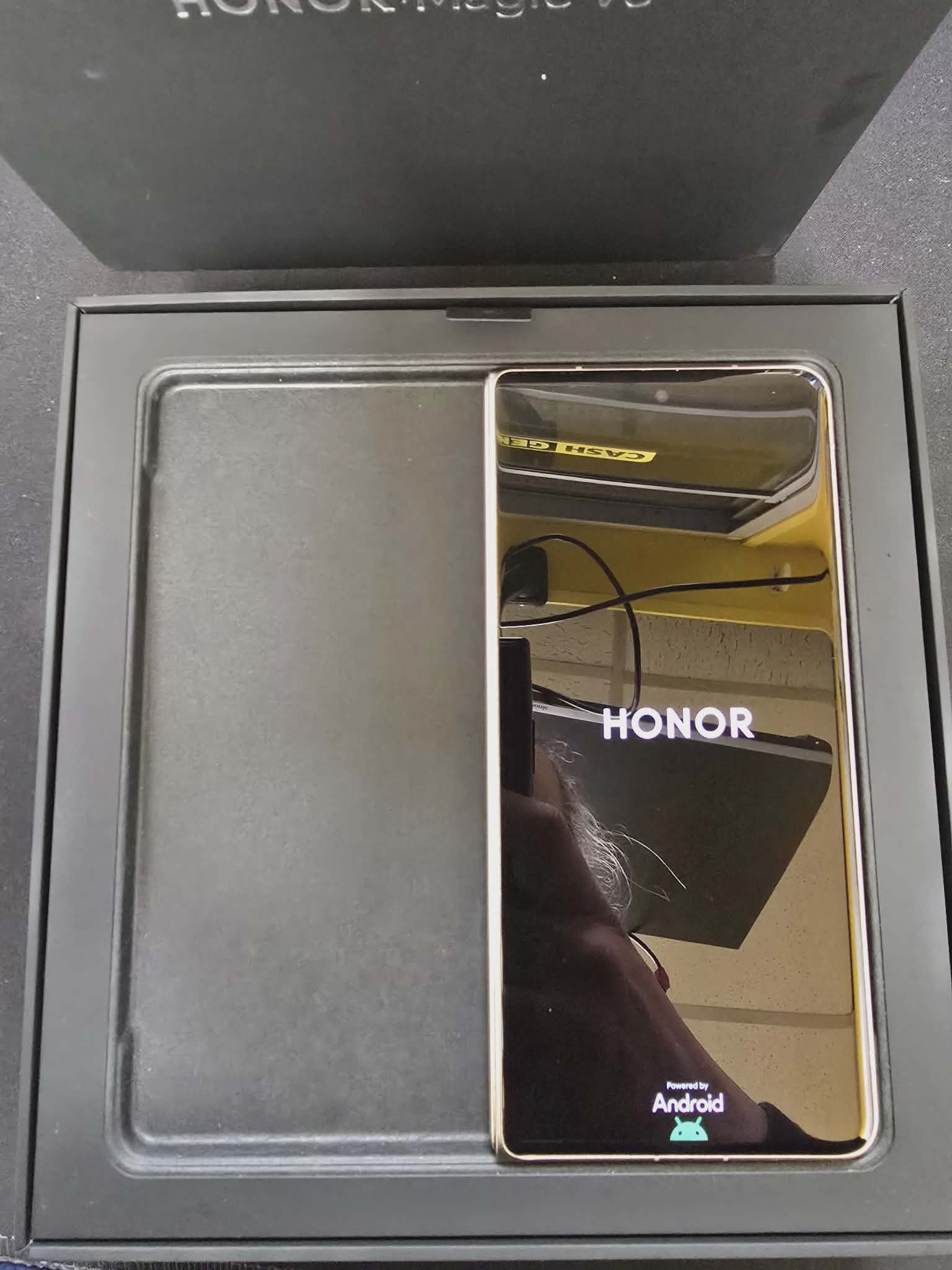 Honor Magic V5 5G (16+512GB) Black, Unlocked B - Image 2