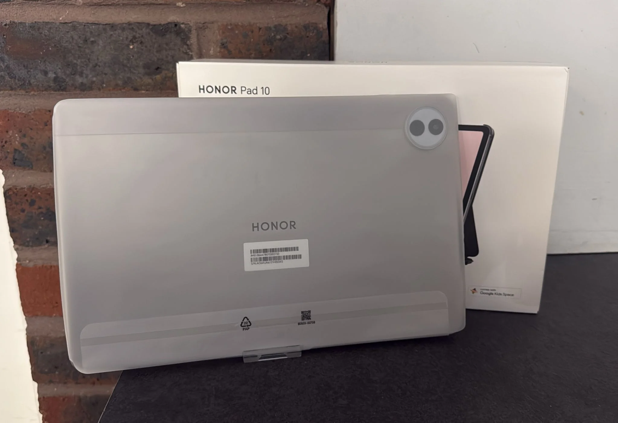 Honor Pad 10 128GB ROM 8GB RAM in Gray with Smart Bluetooth Keyboard - Image 2