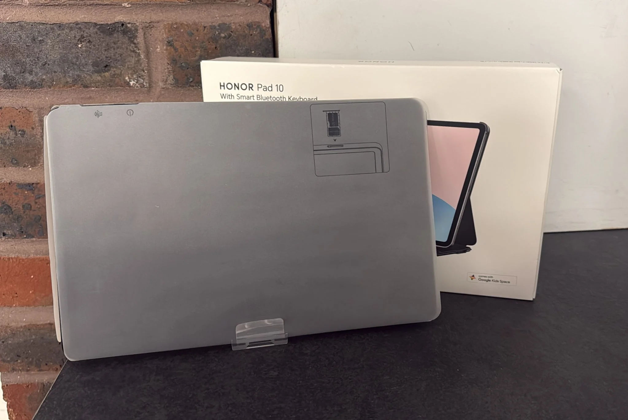 Honor Pad 10 128GB ROM 8GB RAM in Gray with Smart Bluetooth Keyboard - Image 3