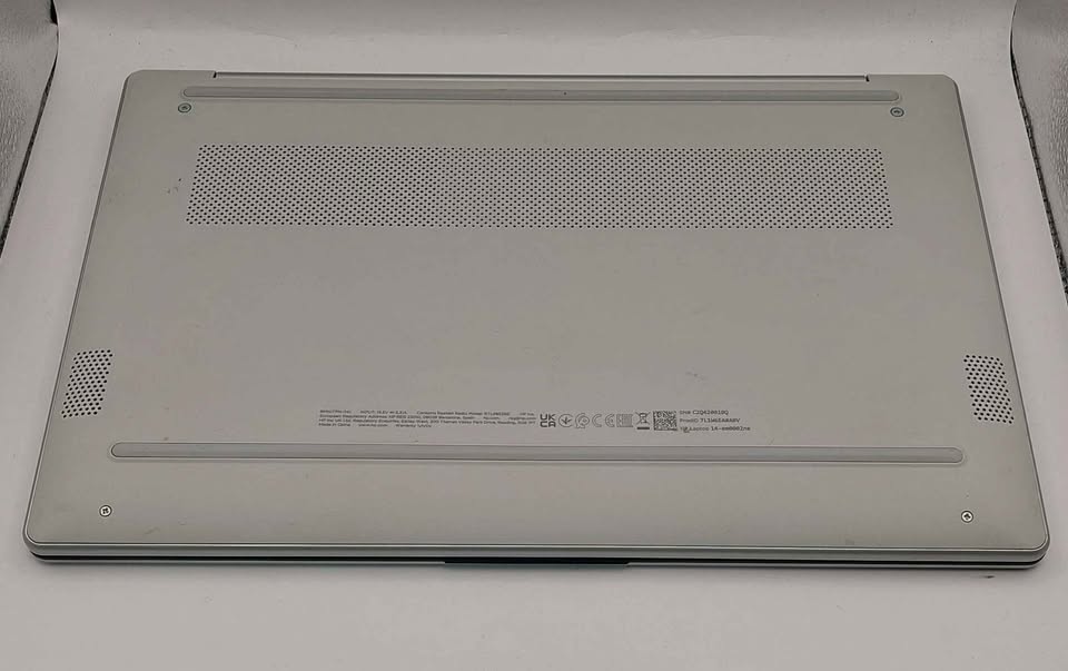 HP 14-em0002ne RYZEN 5 7530U 8GB RAM 512GB SSD 15" Screen windows 11 grey unboxed - Image 4