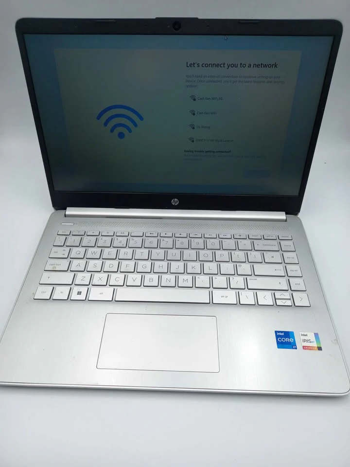 HP 14s DQ5007 i7-1255U 16GB Ram 512GB SSD 14" W11