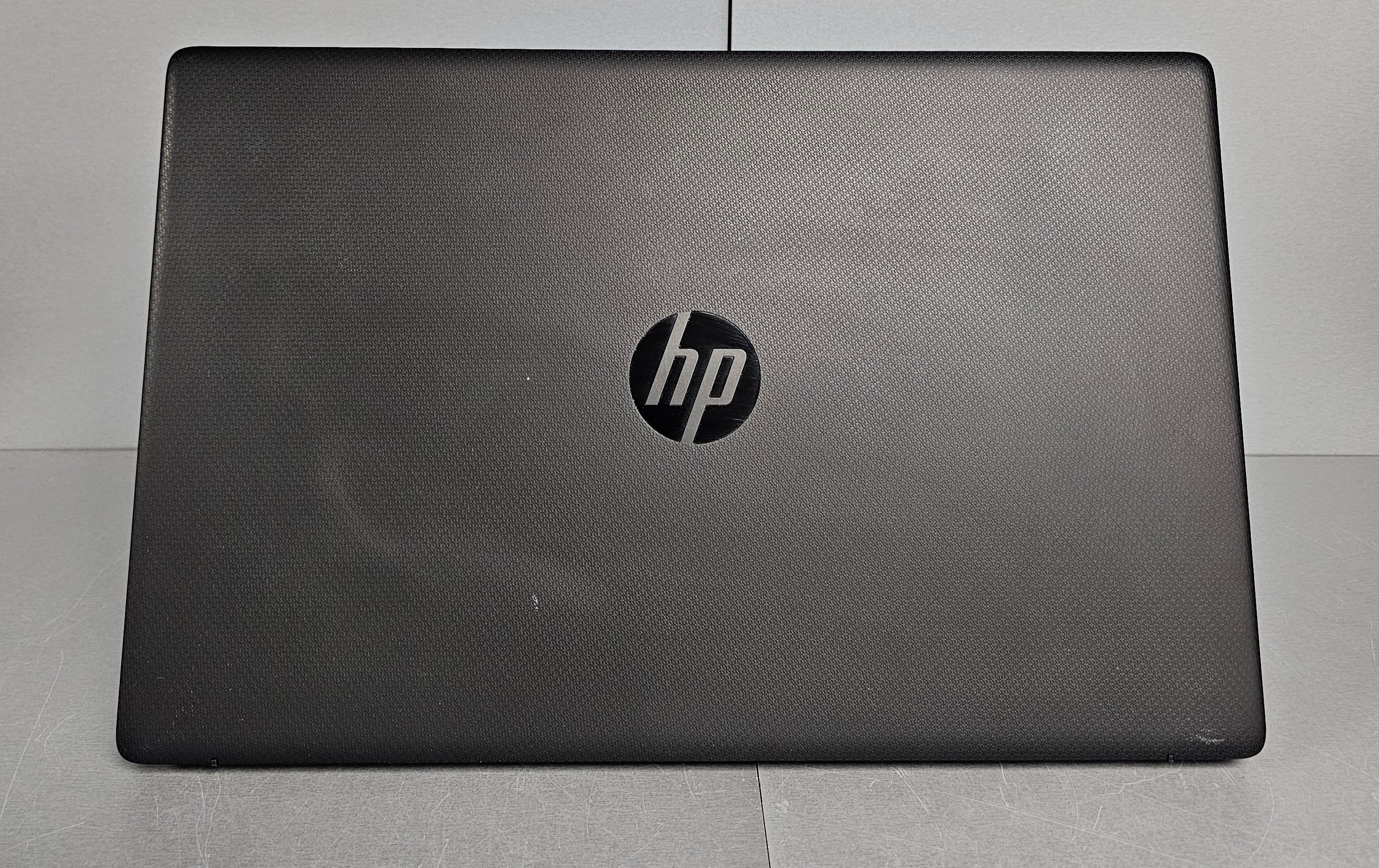 HP 17-cn0104na 17.3in Pentium 4GB 128GB Laptop Windows 11 - Image 4