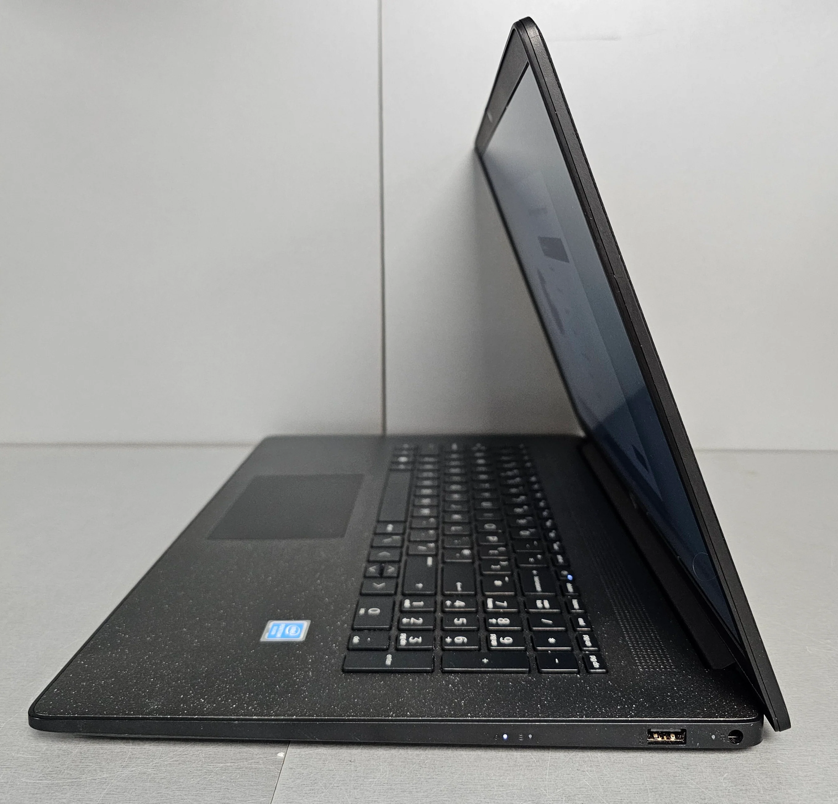 HP 17-cn0104na 17.3in Pentium 4GB 128GB Laptop Windows 11 - Image 5