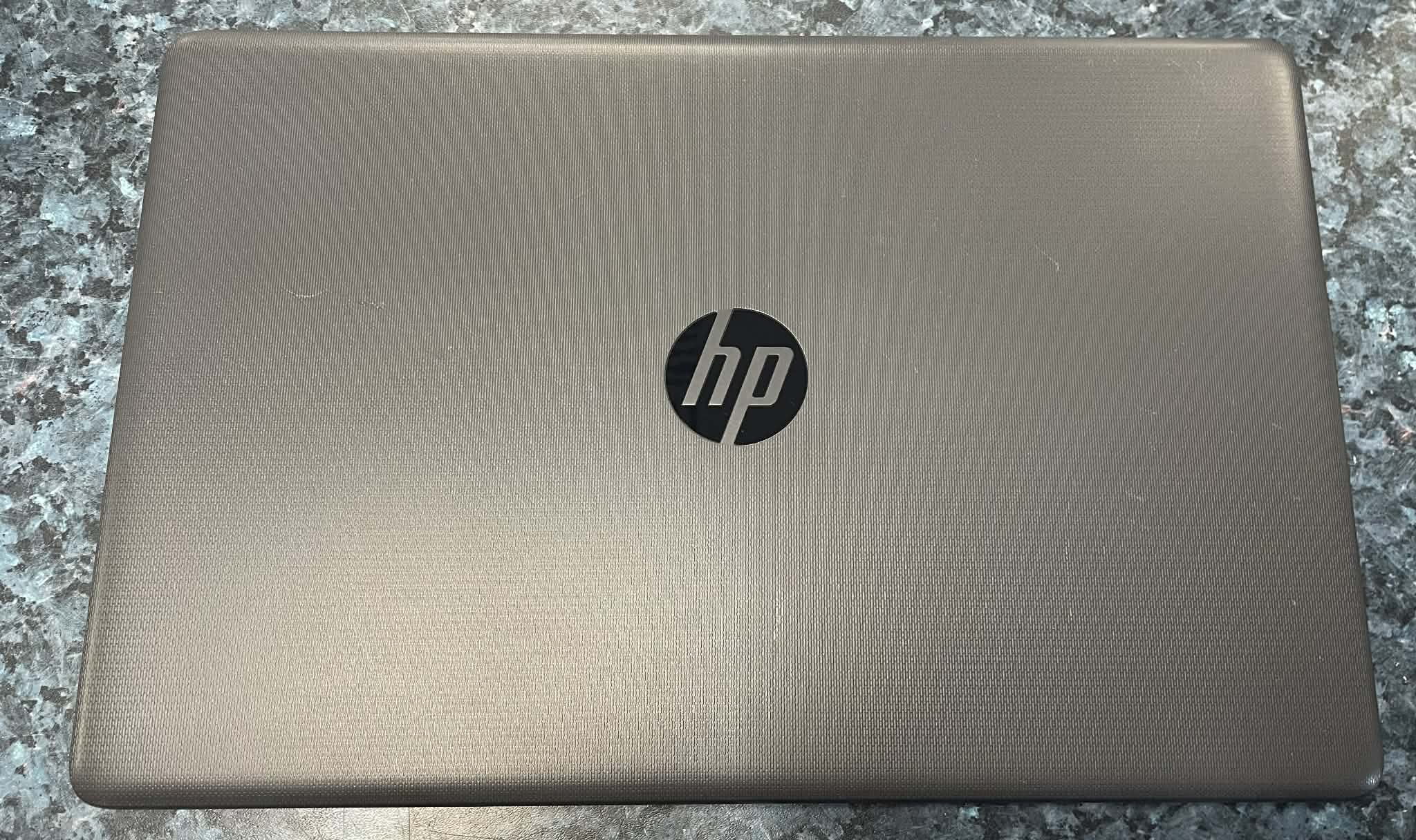HP 255 G7 Laptop (2019) - Image 3
