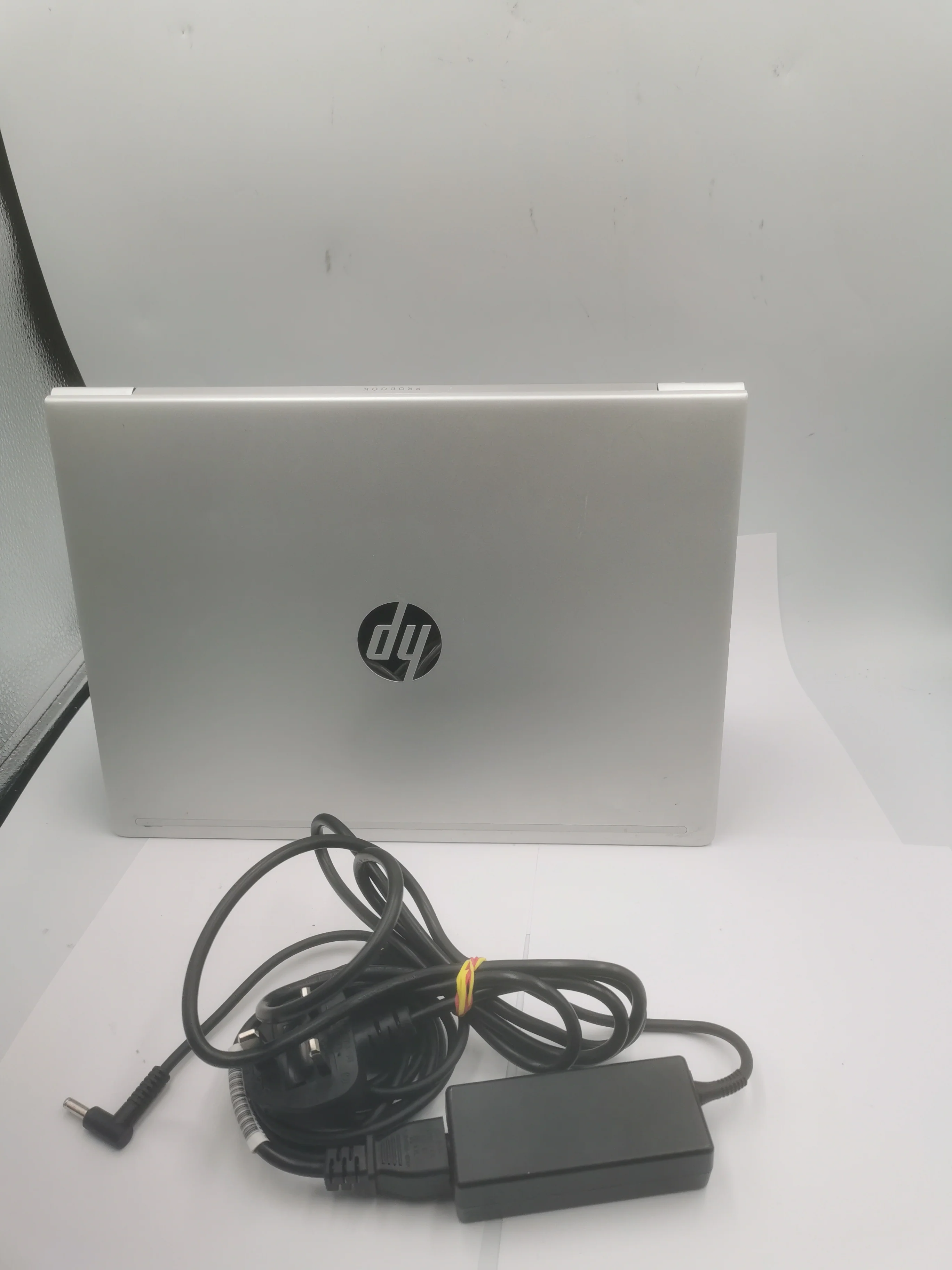 HP 445R Ryzen 5 3500U 16GB RAM 256GB SSD WINDOWS 11 - SCRATCHES ON THE CASE WITH MINOR DENTS - Image 2